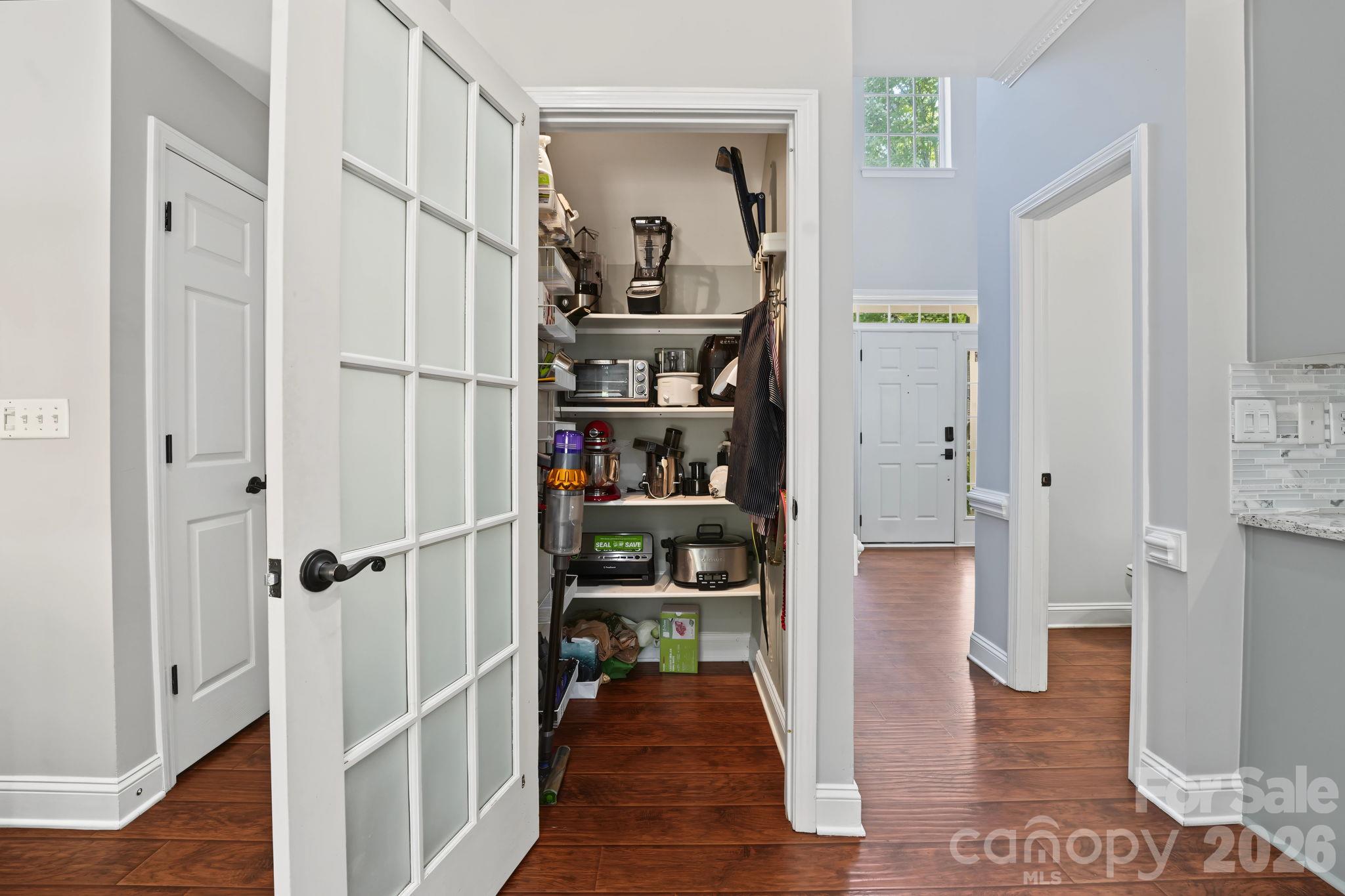 12605 Kemerton Lane Property Photo 17