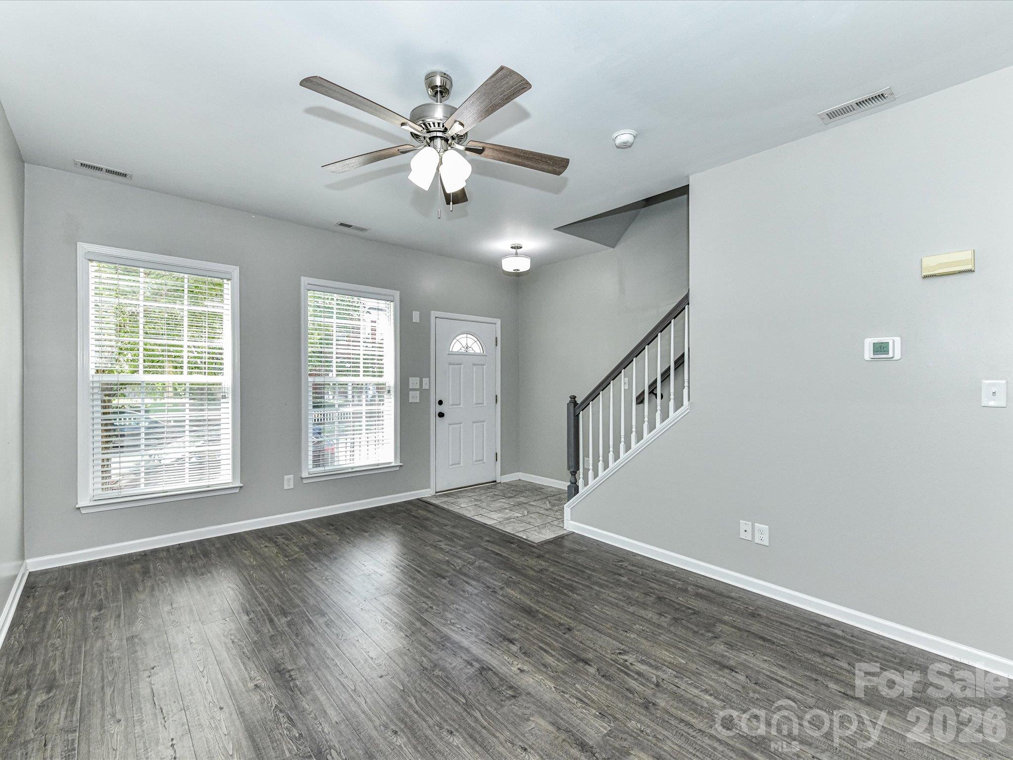 6034 Creft Circle Property Photo 5