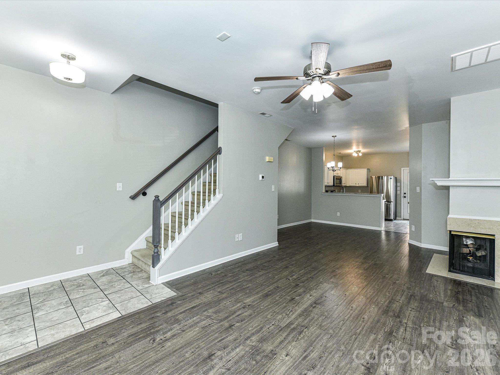 6034 Creft Circle Property Photo 7