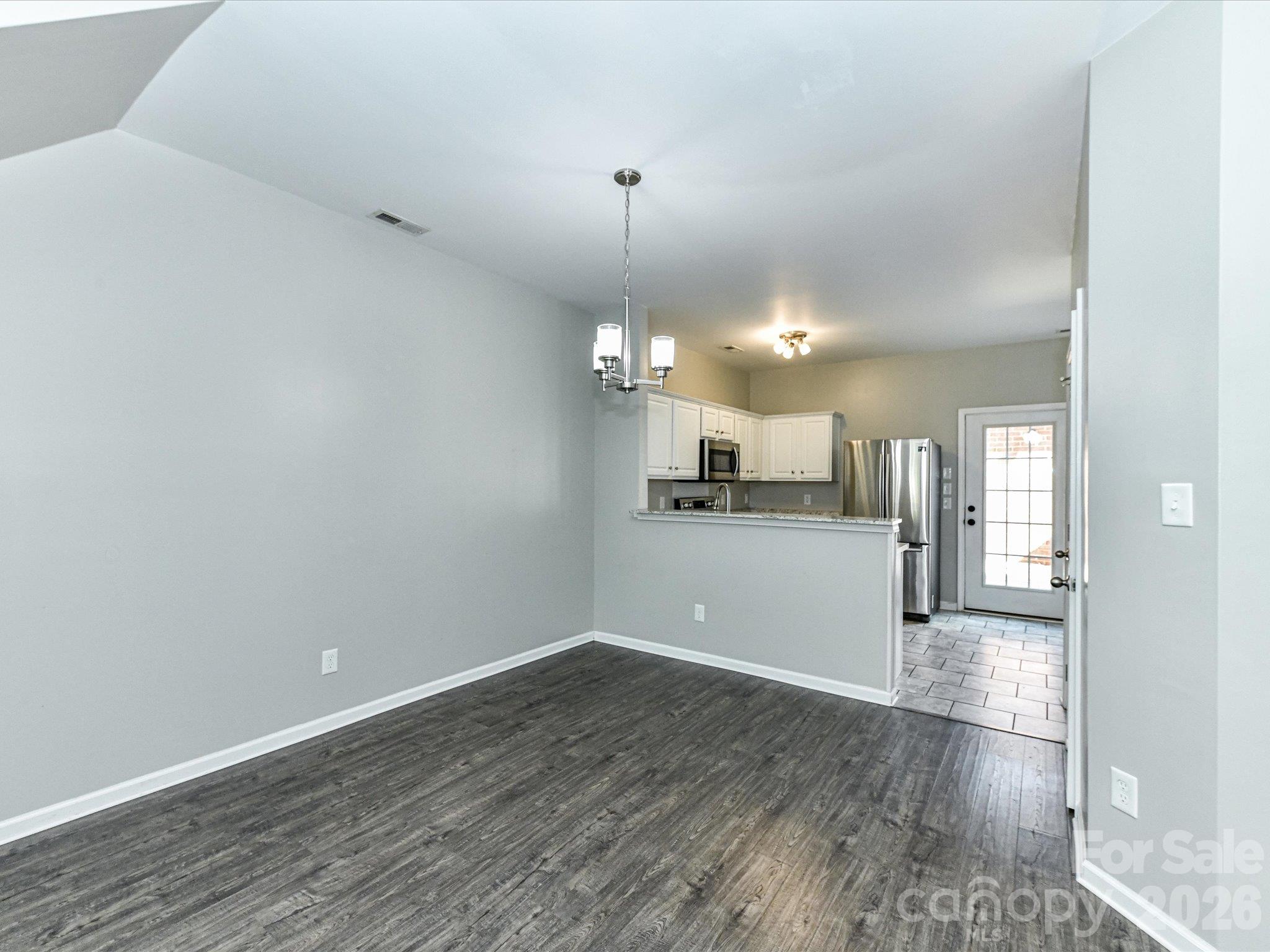 6034 Creft Circle Property Photo 11