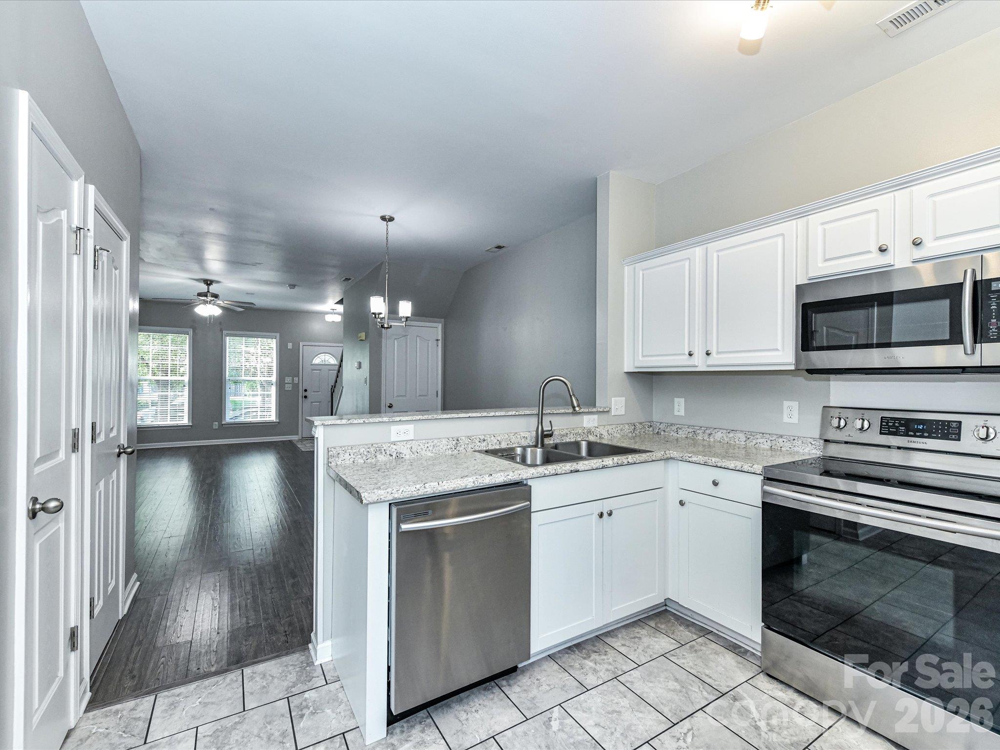 6034 Creft Circle Property Photo 14