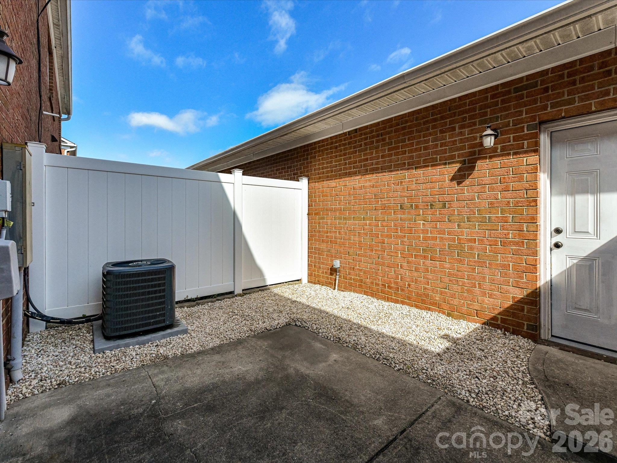 6034 Creft Circle Property Photo 32