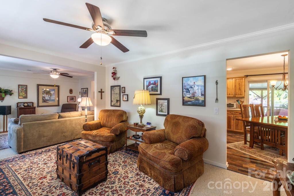 115 Rolling Hills Drive Property Photo 10