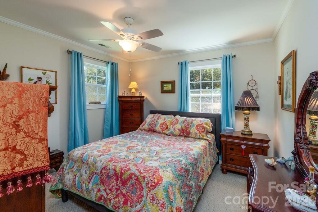 115 Rolling Hills Drive Property Photo 17