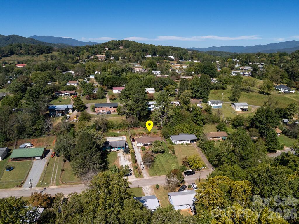 115 Rolling Hills Drive Property Photo 29
