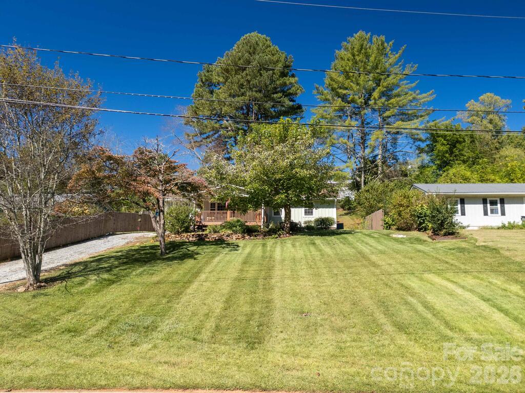 115 Rolling Hills Drive Property Photo 35