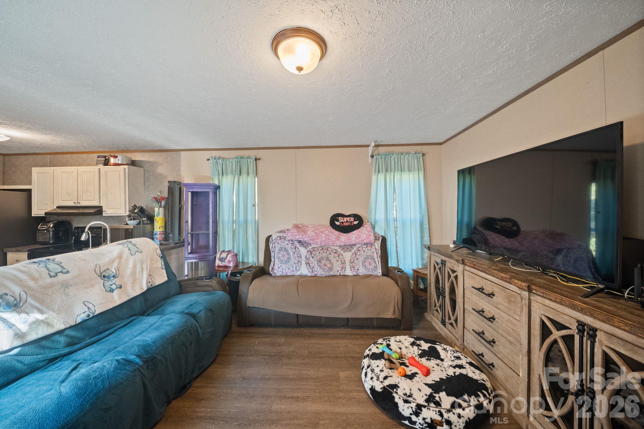 57 Willis Road Property Photo 7