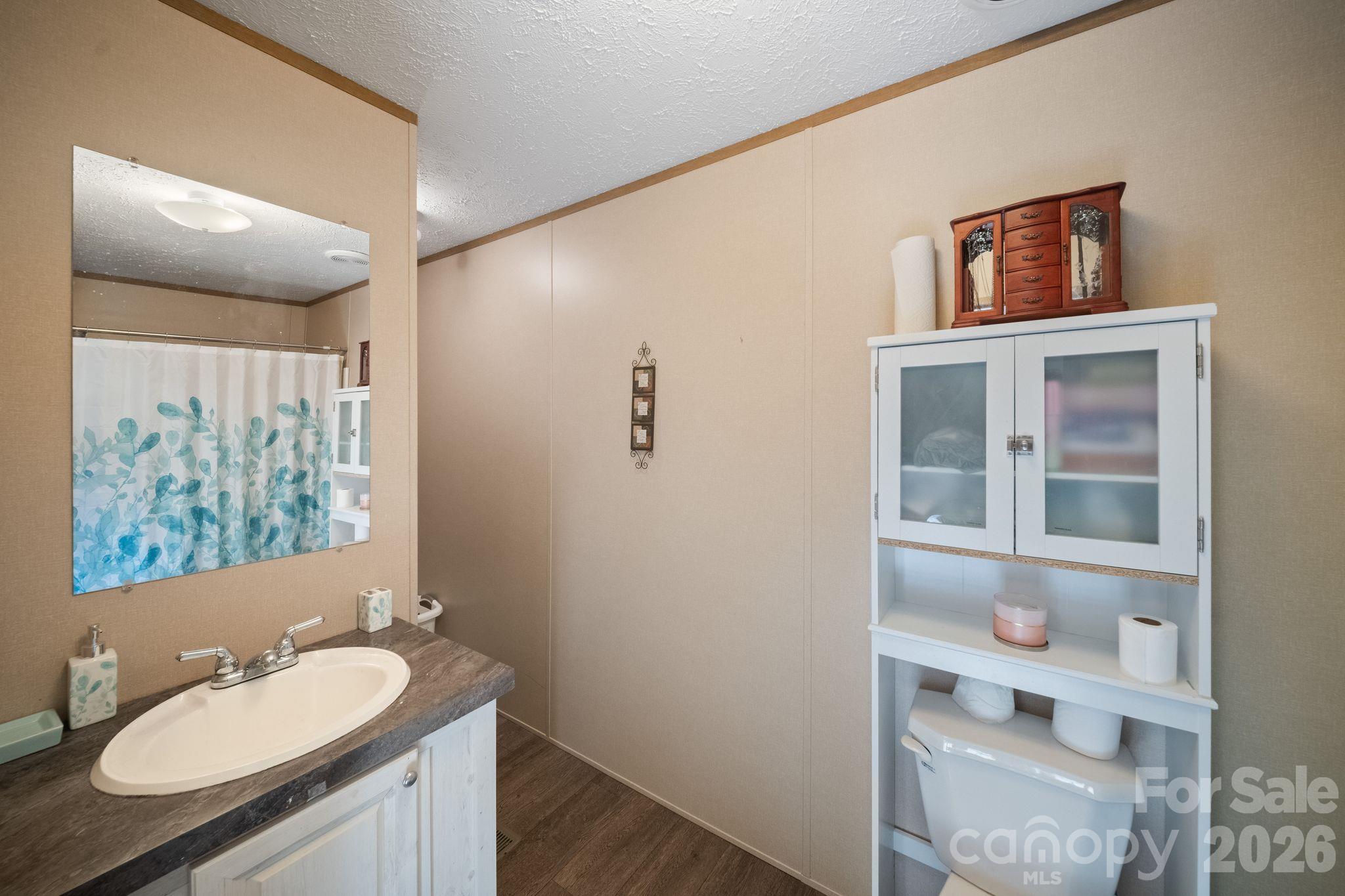 57 Willis Road Property Photo 10
