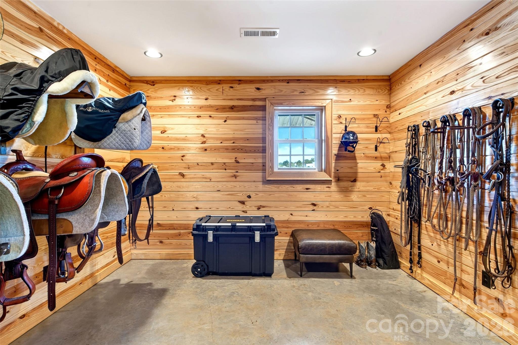 2380 New House Road Property Photo 15