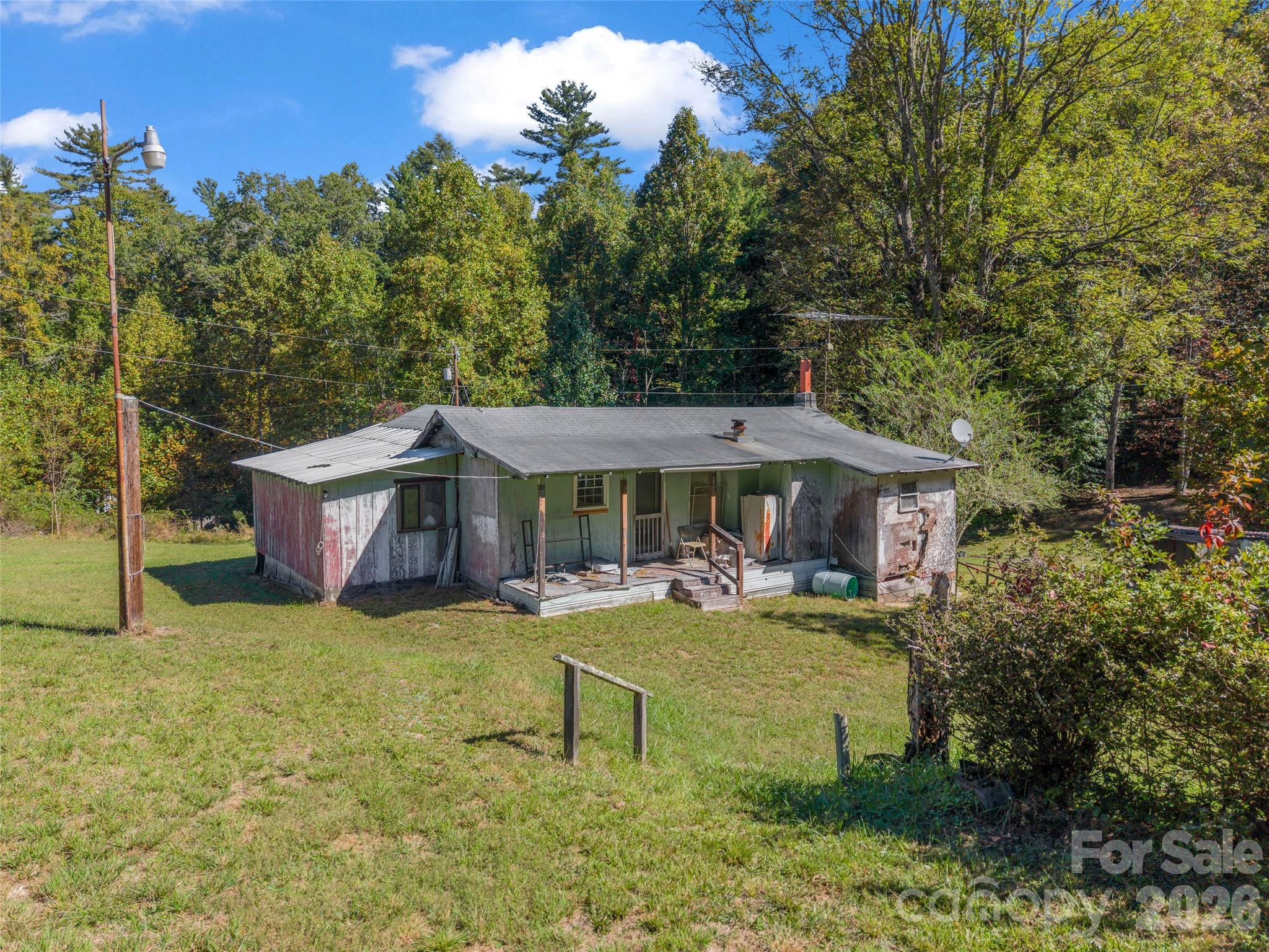 468 Willow Springs Cove Property Photo 3