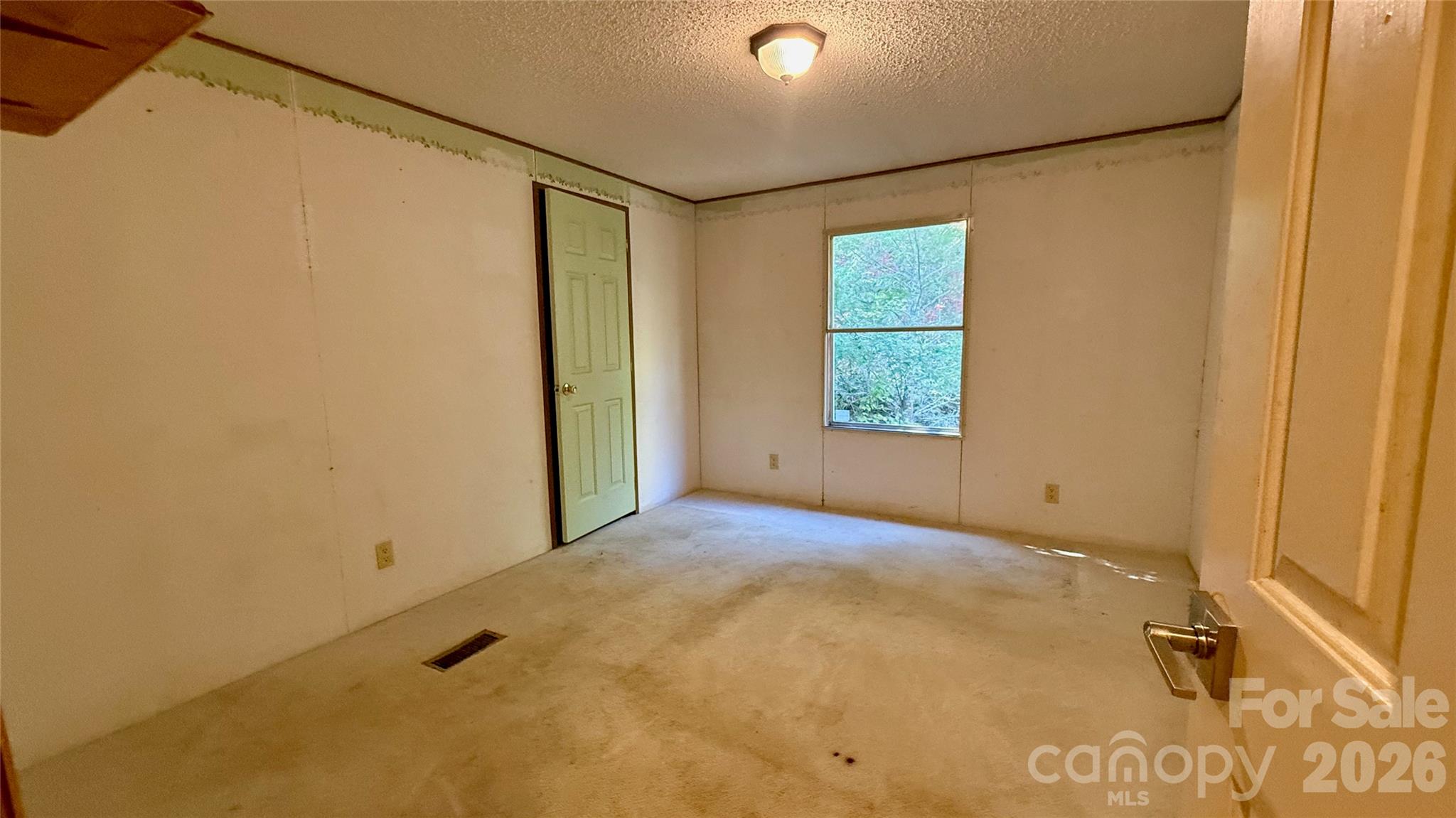898 Rock Creek Road Property Photo 8