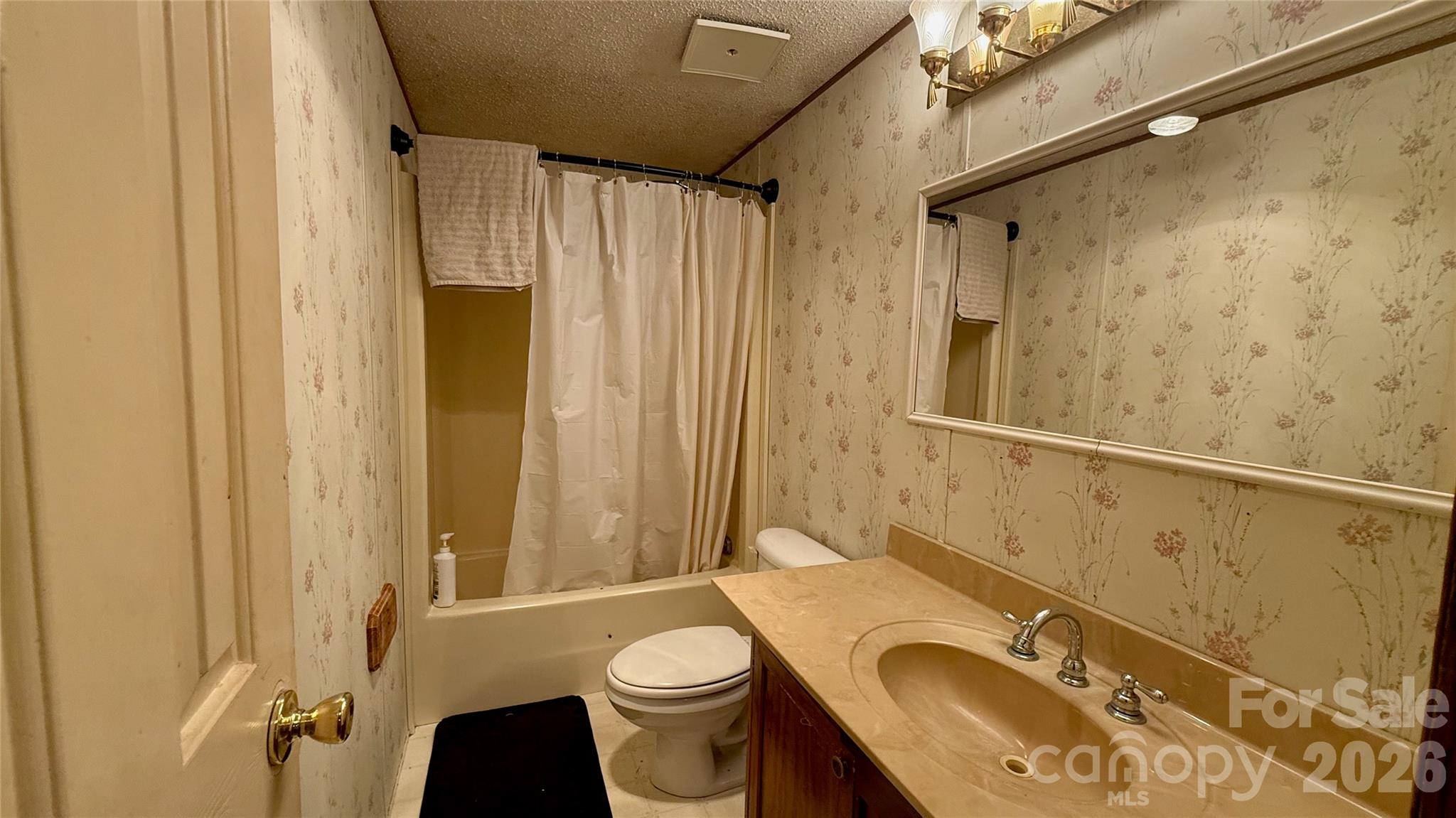 898 Rock Creek Road Property Photo 10