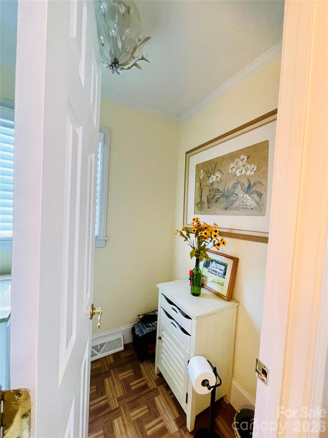 839 W Garrison Boulevard Property Photo 10