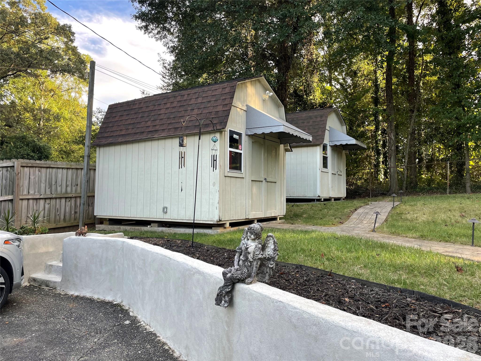 839 W Garrison Boulevard Property Photo 24