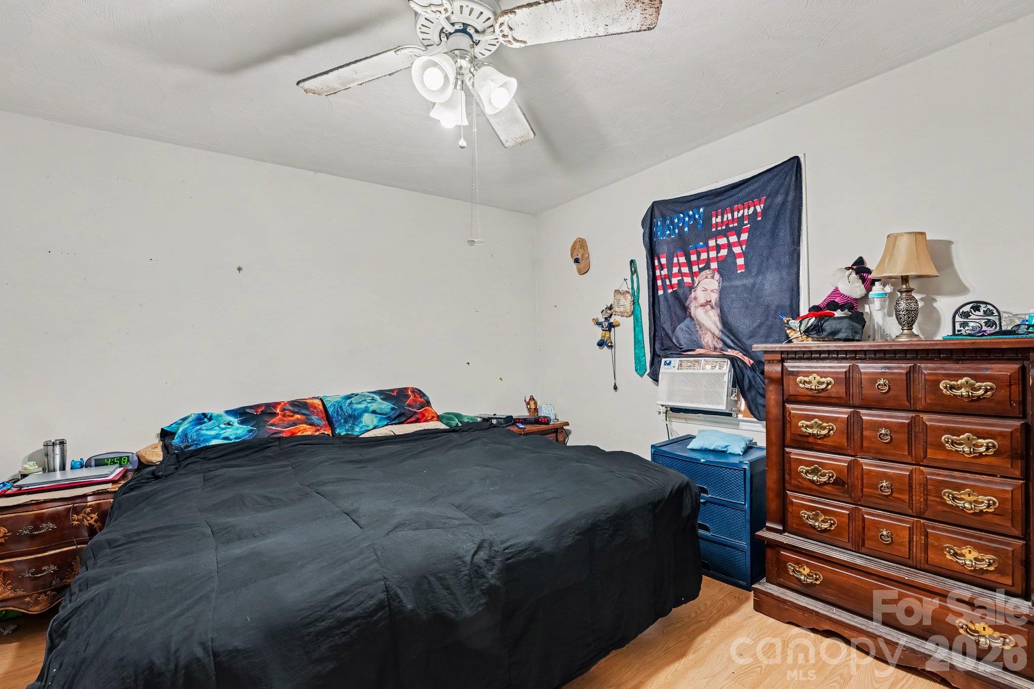 2505 Point Street Property Photo 10