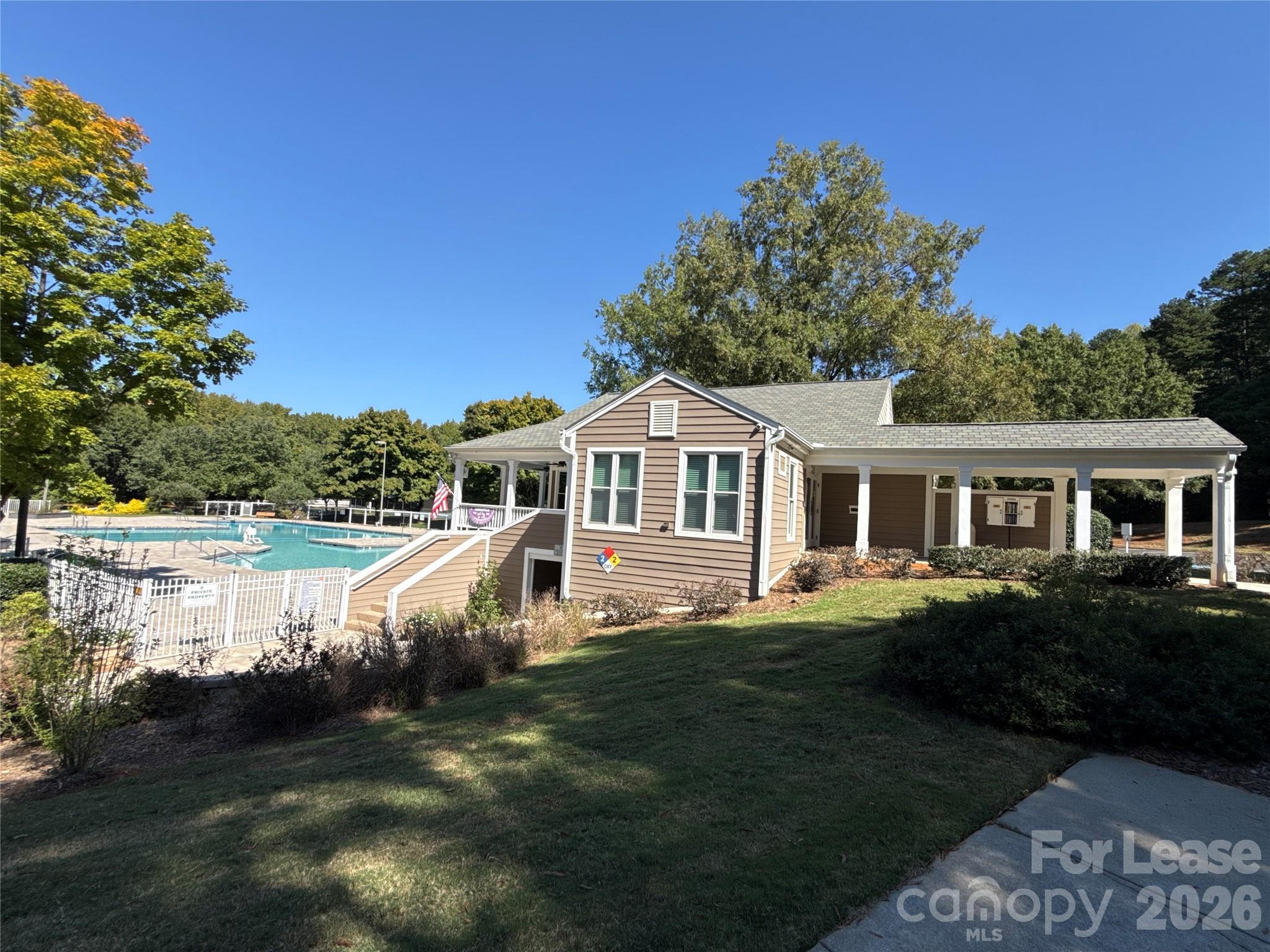 4715 Morning Dew Court Property Photo 37
