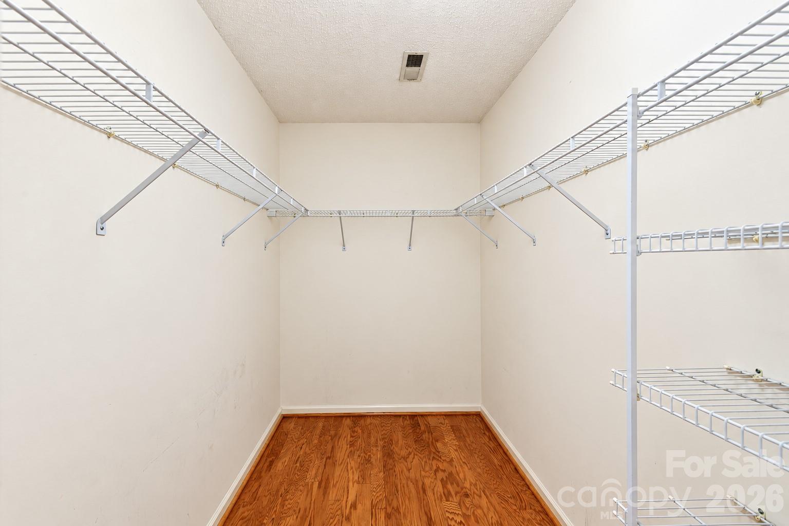 1089 Weddington Woods Street Property Photo 10