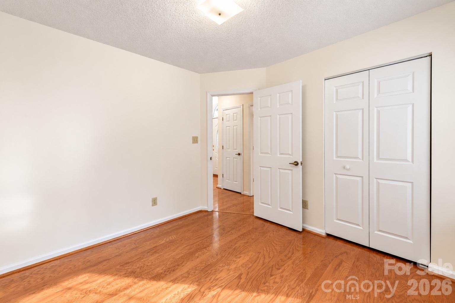 1089 Weddington Woods Street Property Photo 11