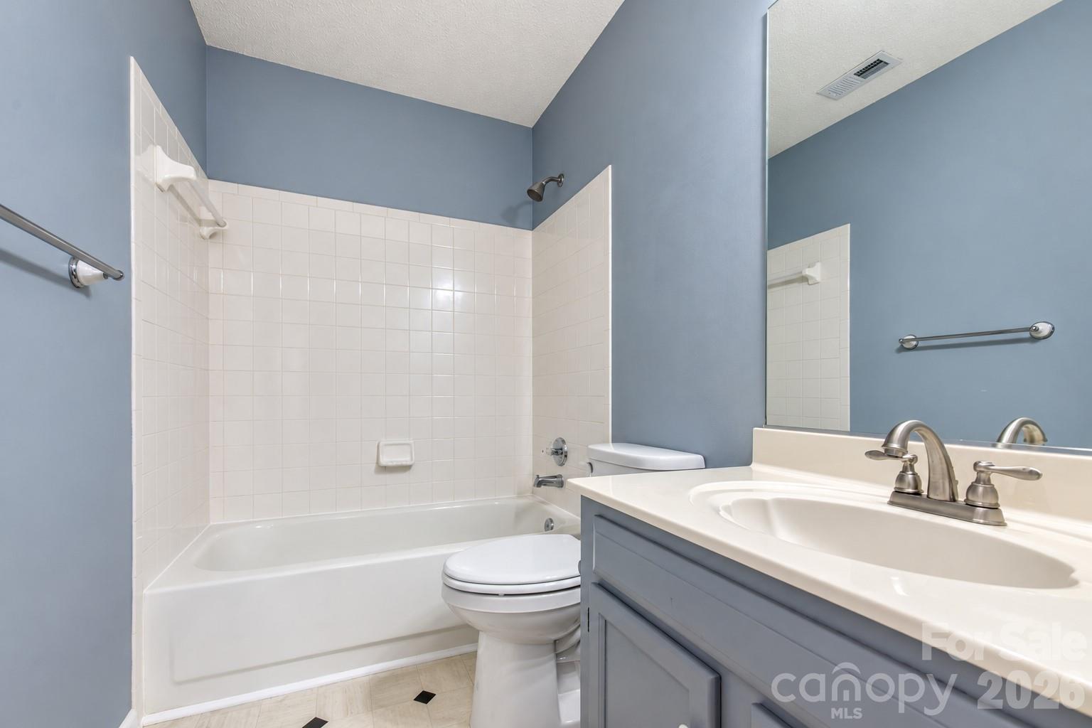 1089 Weddington Woods Street Property Photo 12