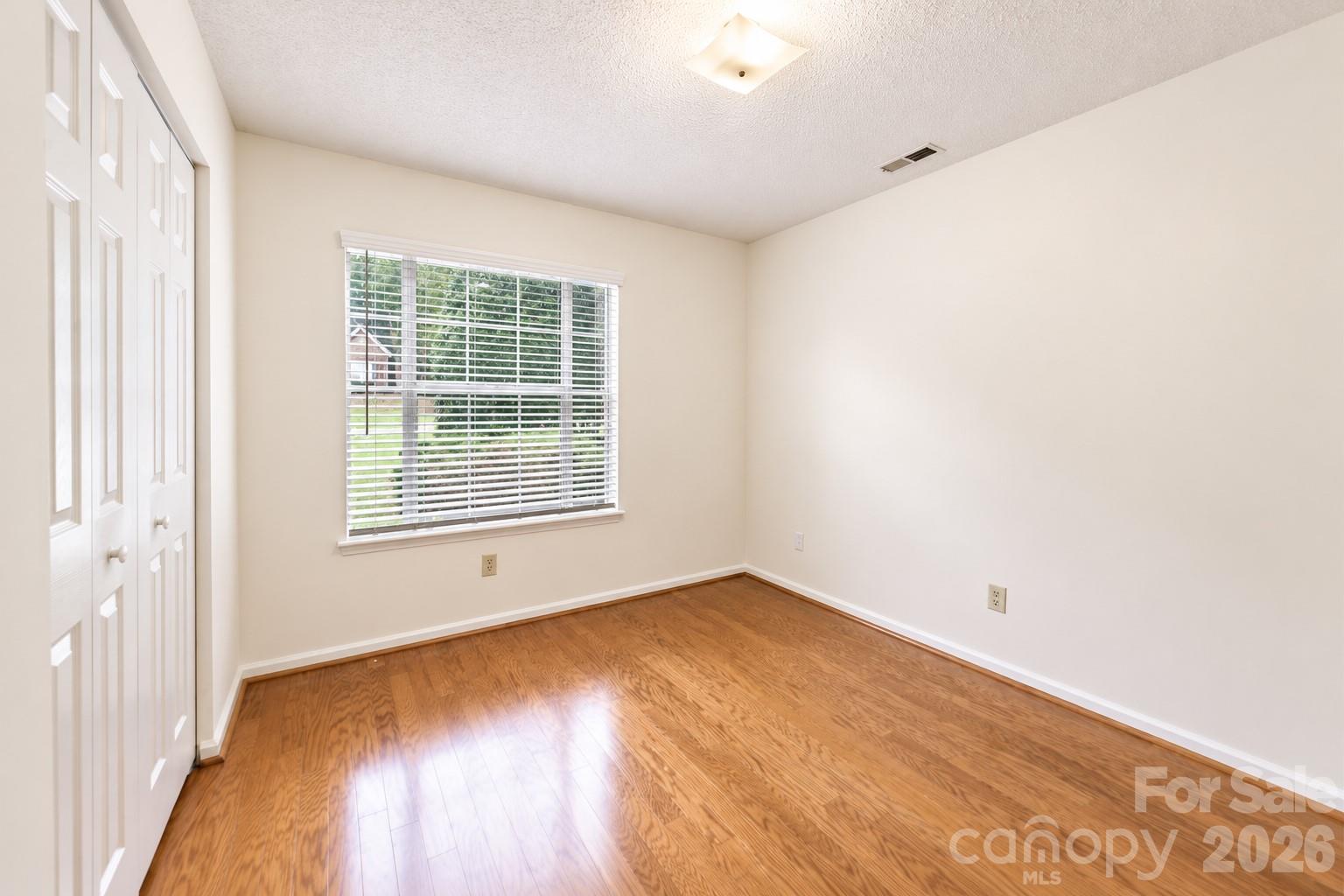 1089 Weddington Woods Street Property Photo 13