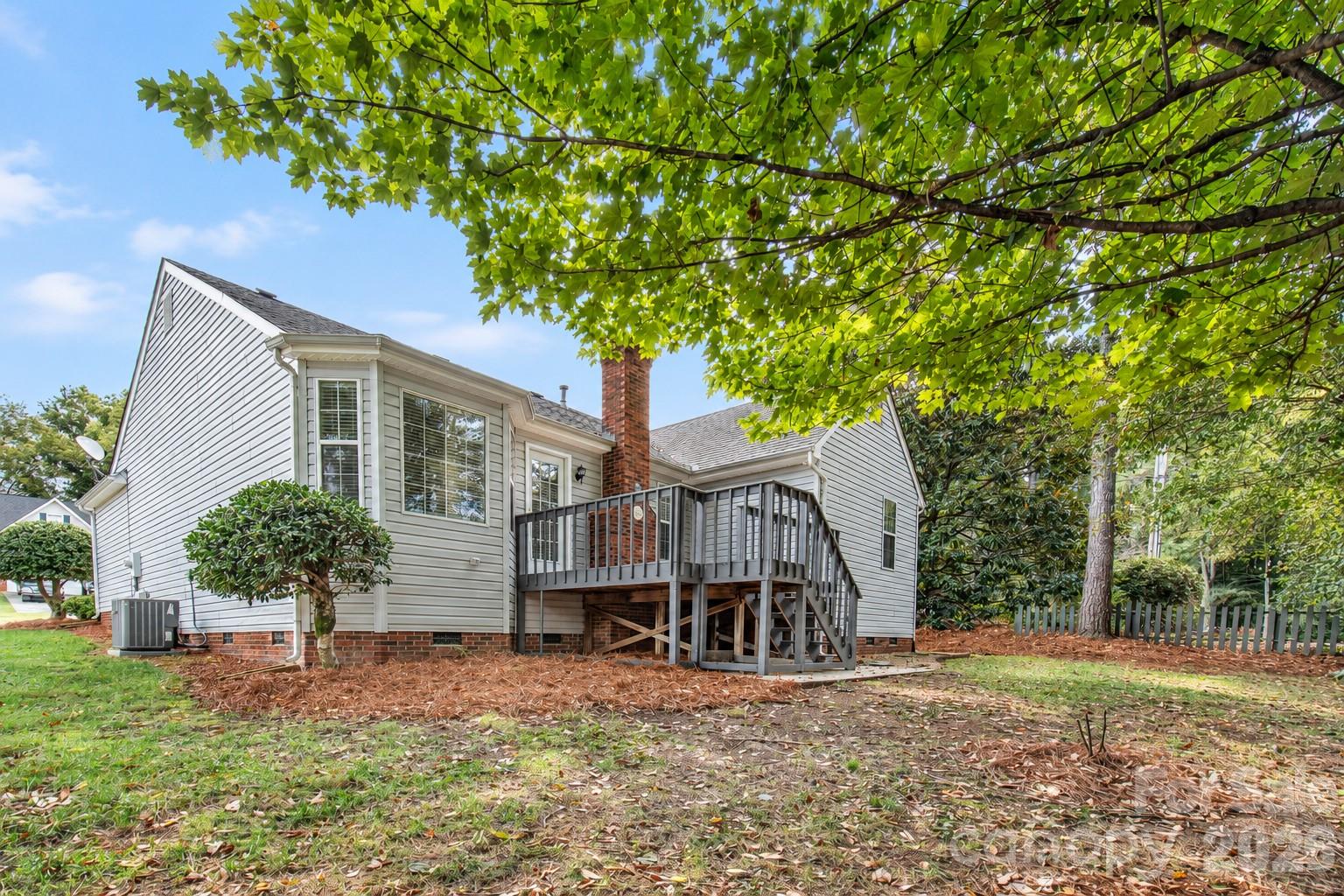 1089 Weddington Woods Street Property Photo 15