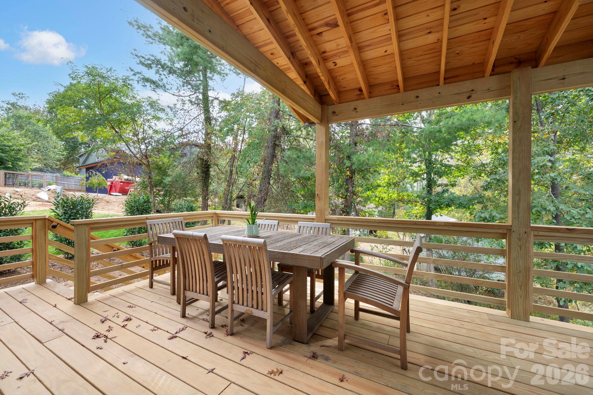 16 Mountain Song Lane Property Photo 17