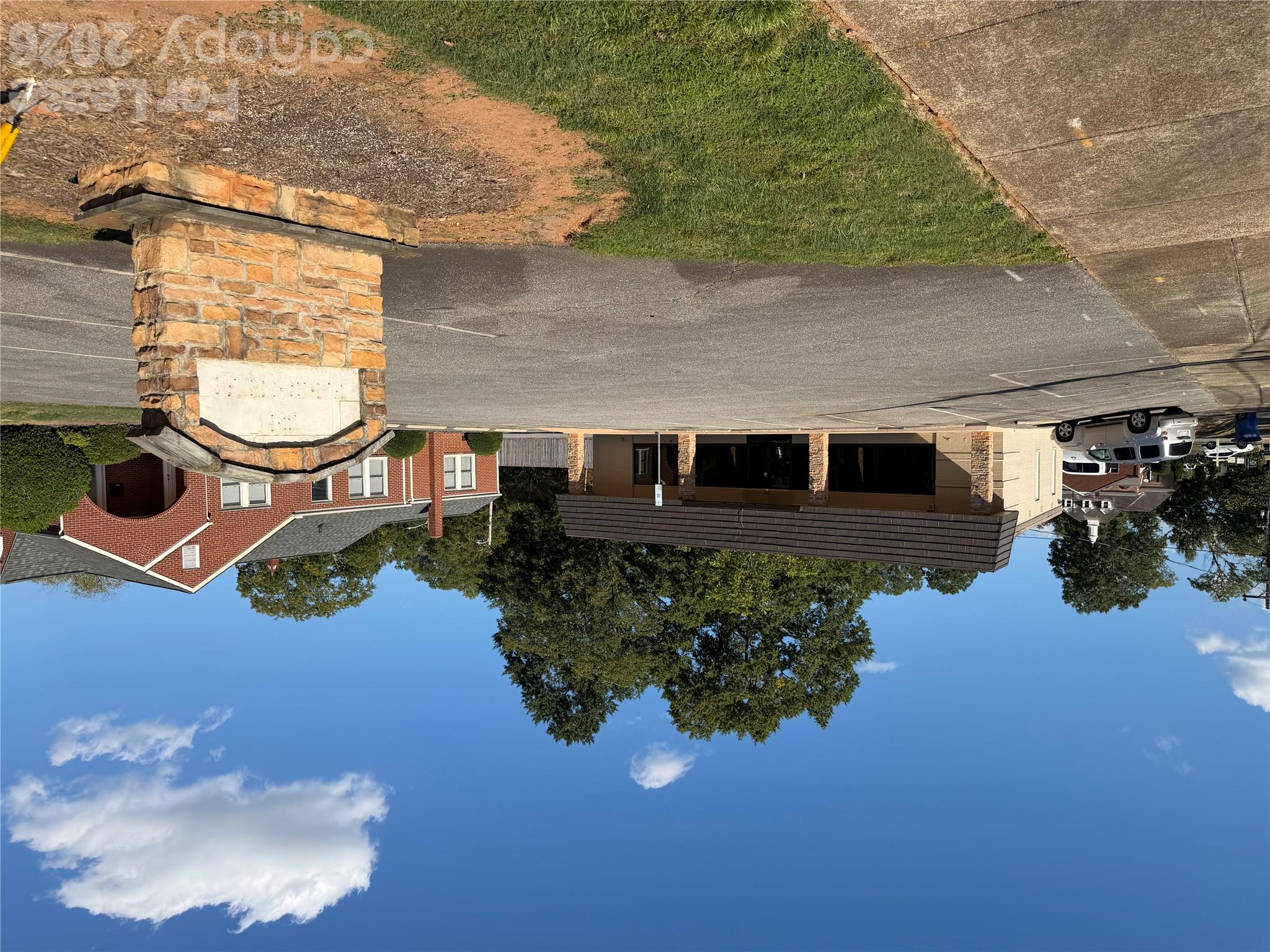 301 Front Street Property Photo 4
