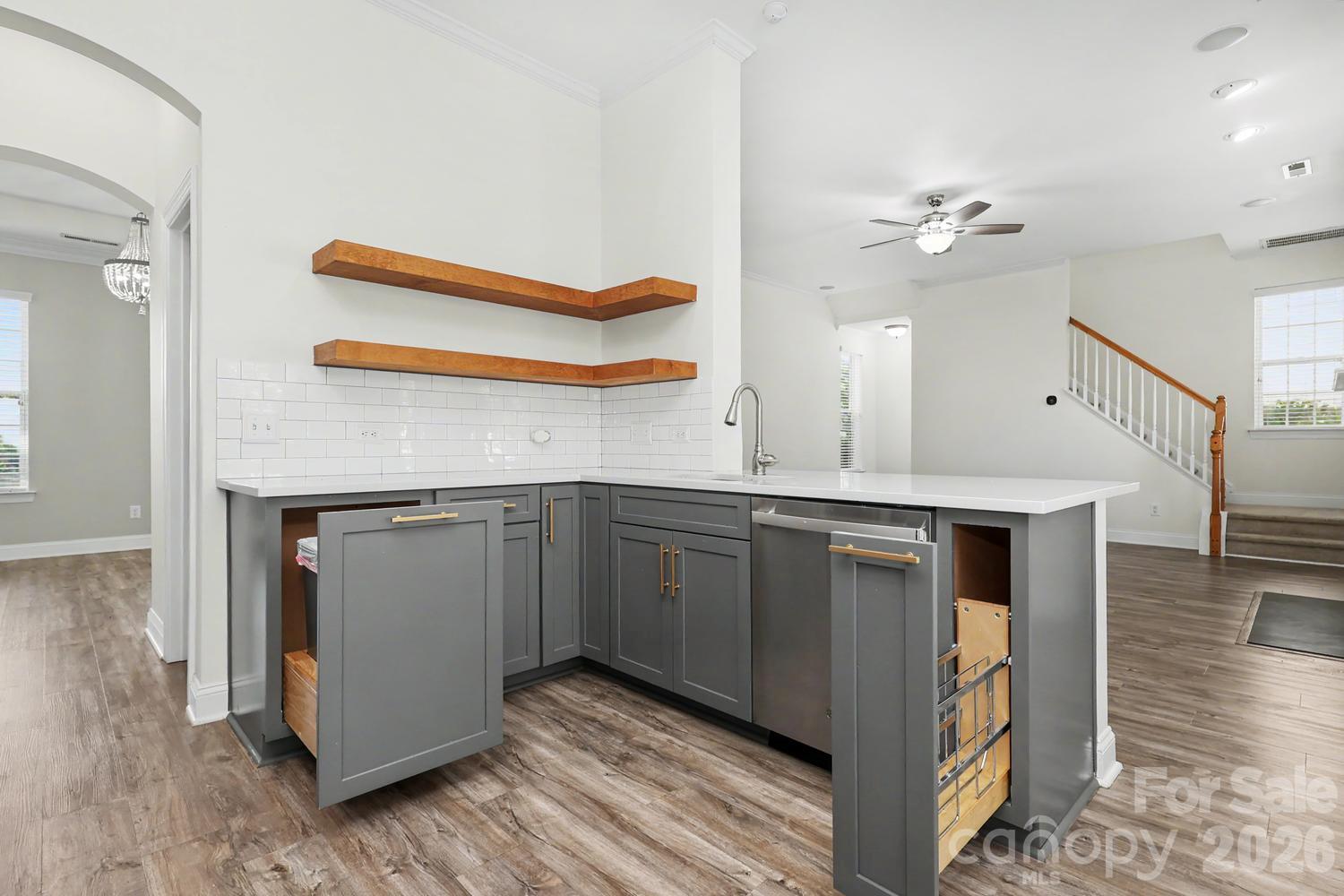 10509 Serape Road Property Photo 11
