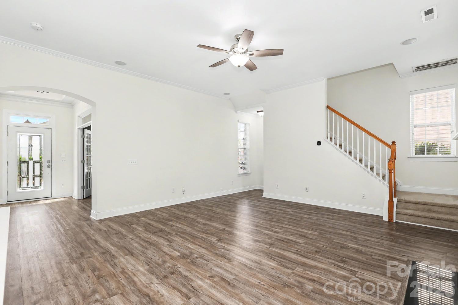 10509 Serape Road Property Photo 15