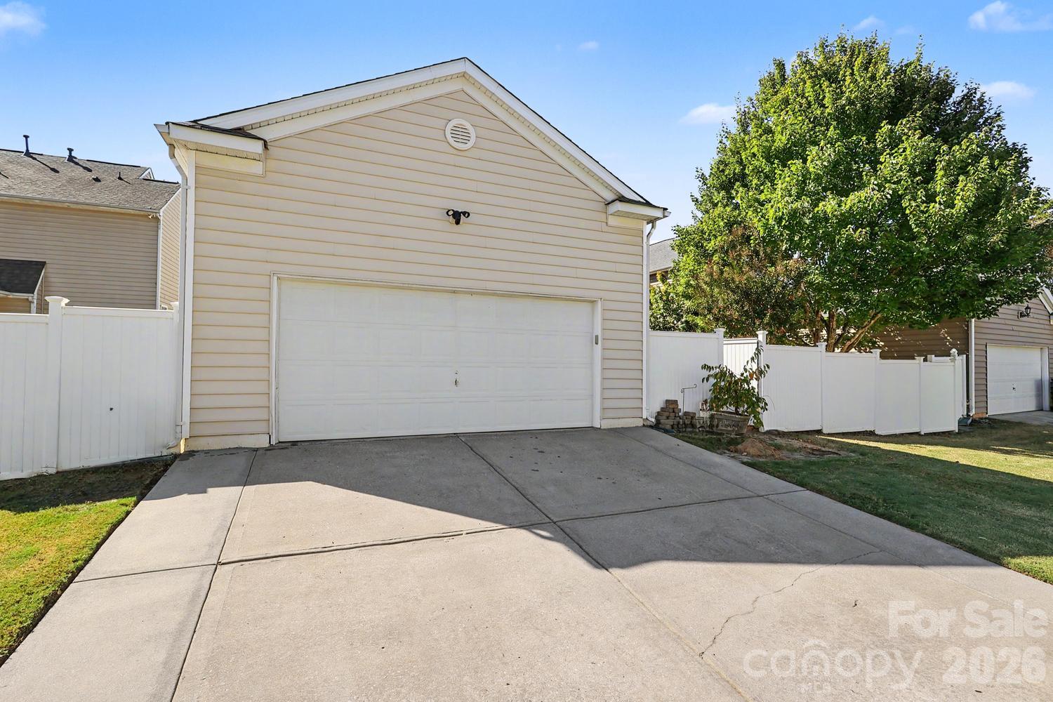 10509 Serape Road Property Photo 38