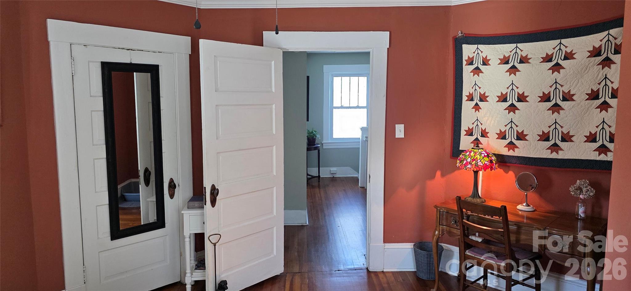257 S French Broad Avenue Property Photo 28