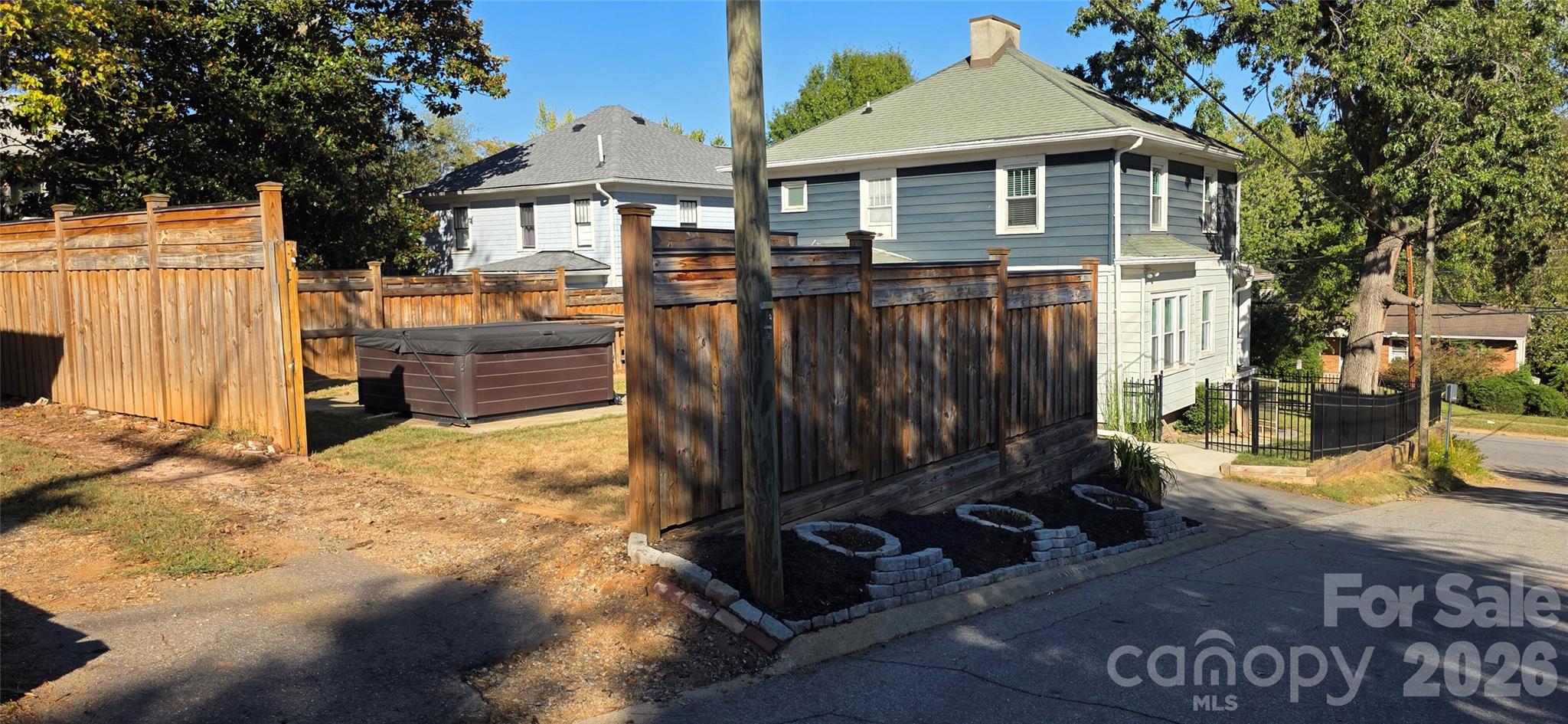 257 S French Broad Avenue Property Photo 41