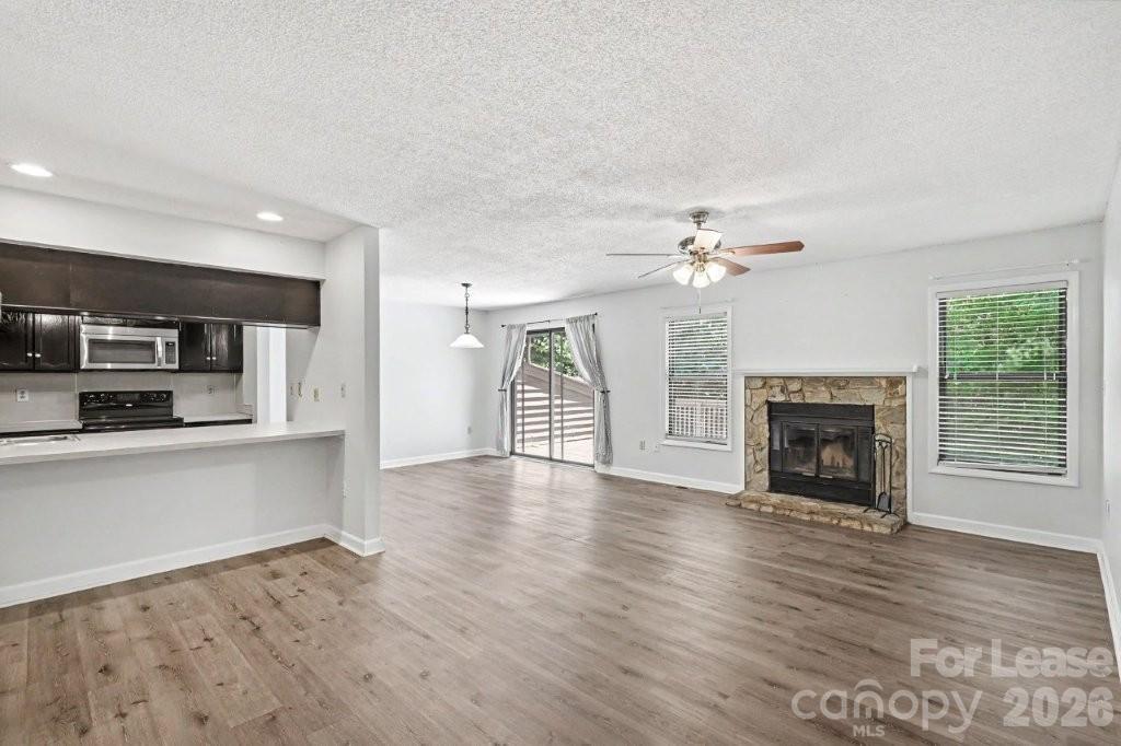 988 Cranberry Circle 54c Property Photo 5