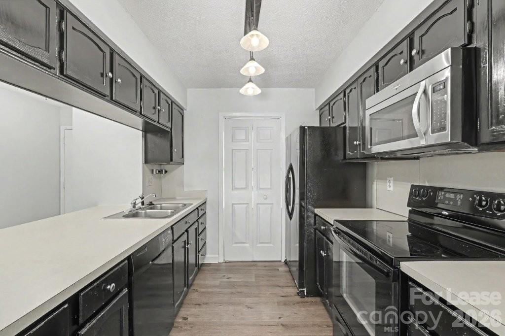 988 Cranberry Circle 54c Property Photo 8