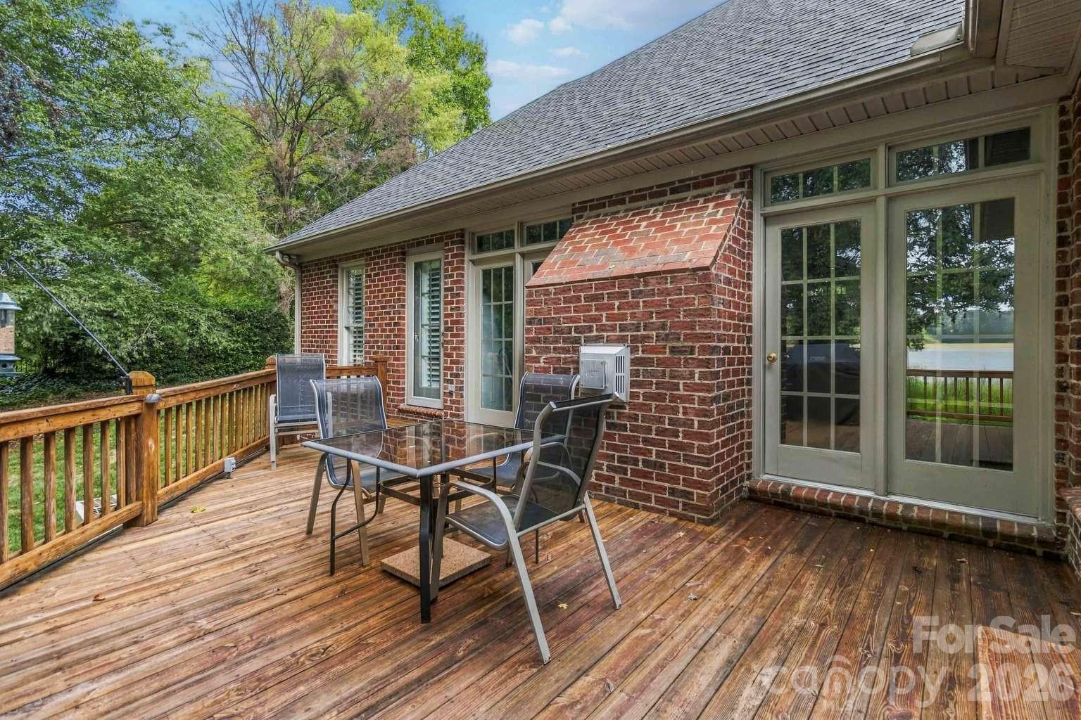 1106 Westlake Drive Property Photo 39