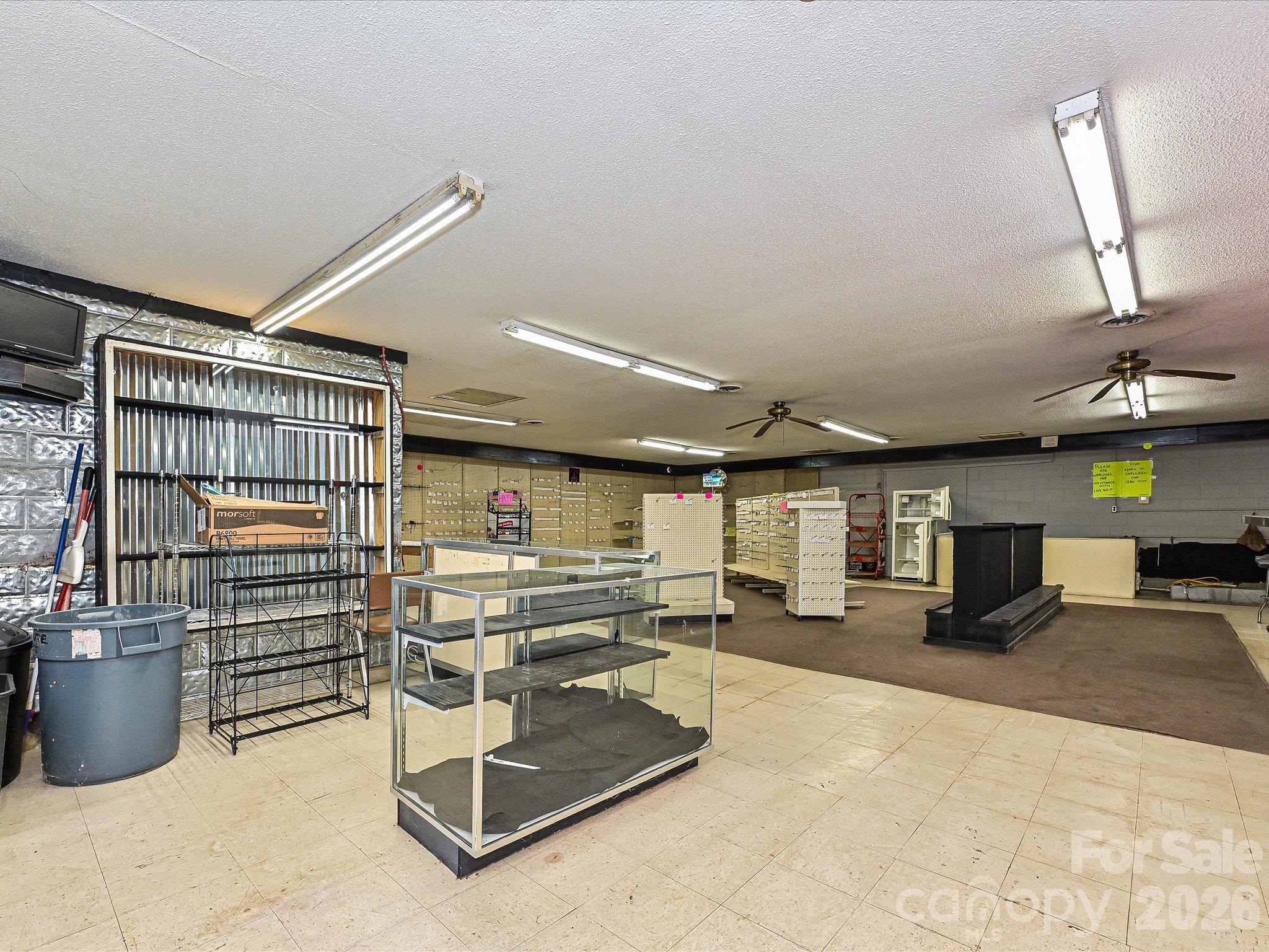 5400 Cedar Creek Road Property Photo 3