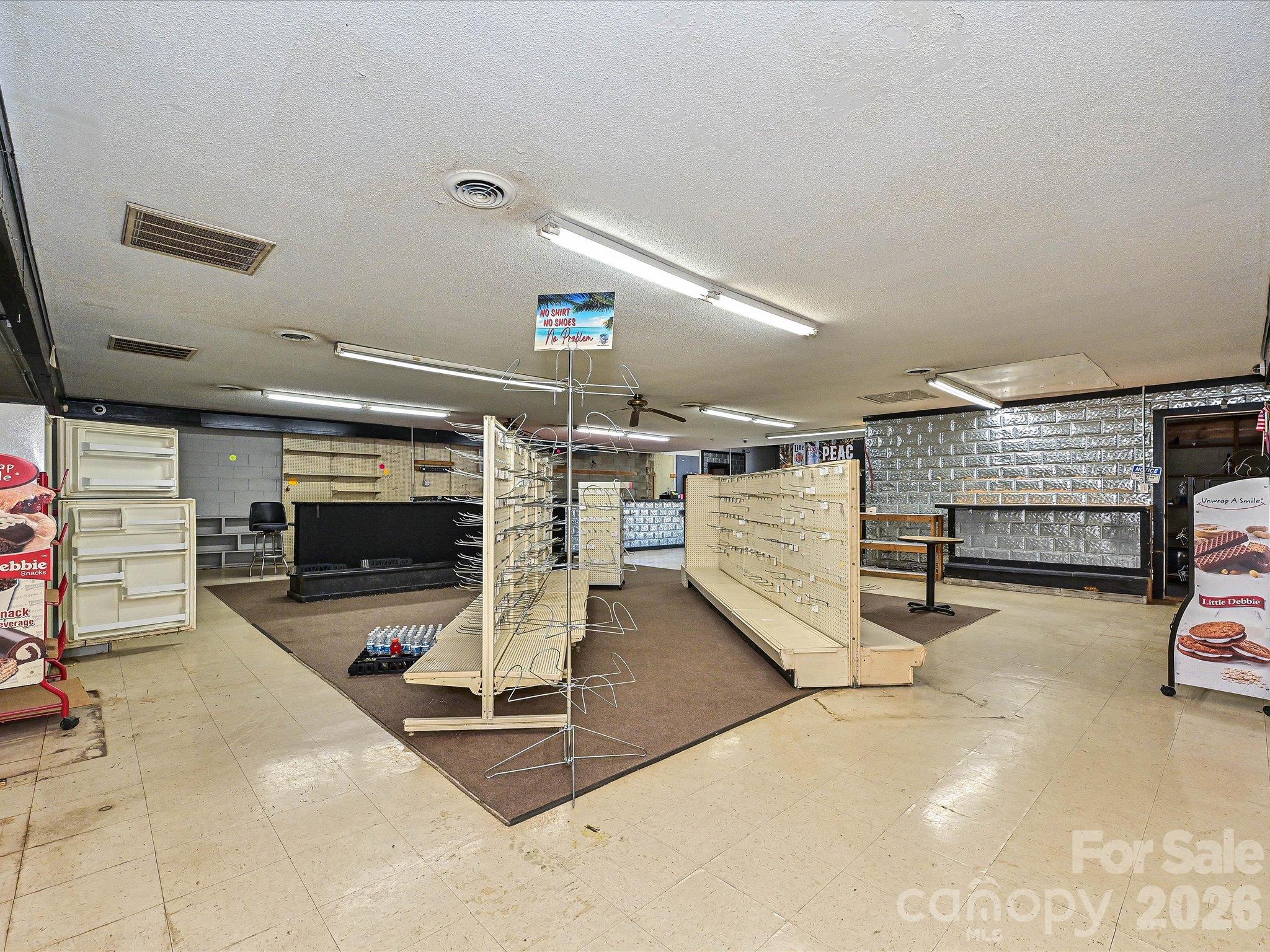5400 Cedar Creek Road Property Photo 6