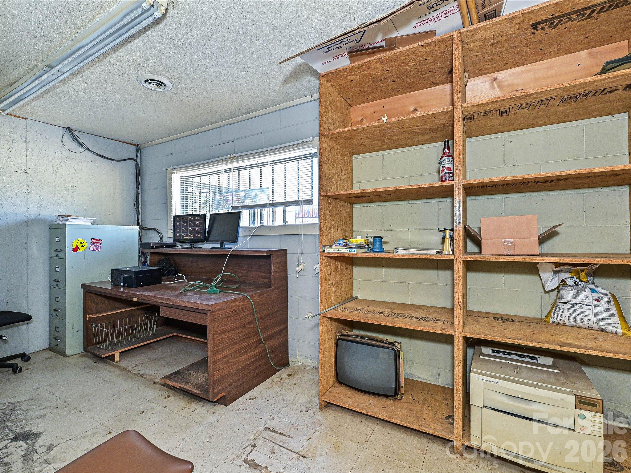5400 Cedar Creek Road Property Photo 7