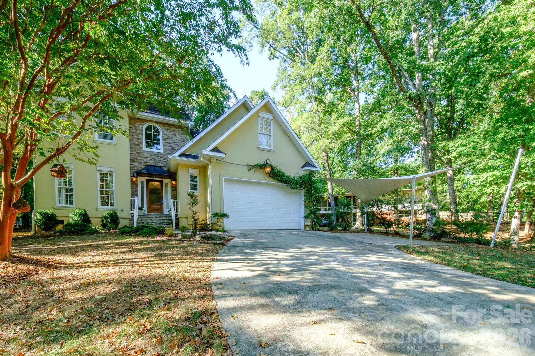9330 Valley Road Property Photo 1