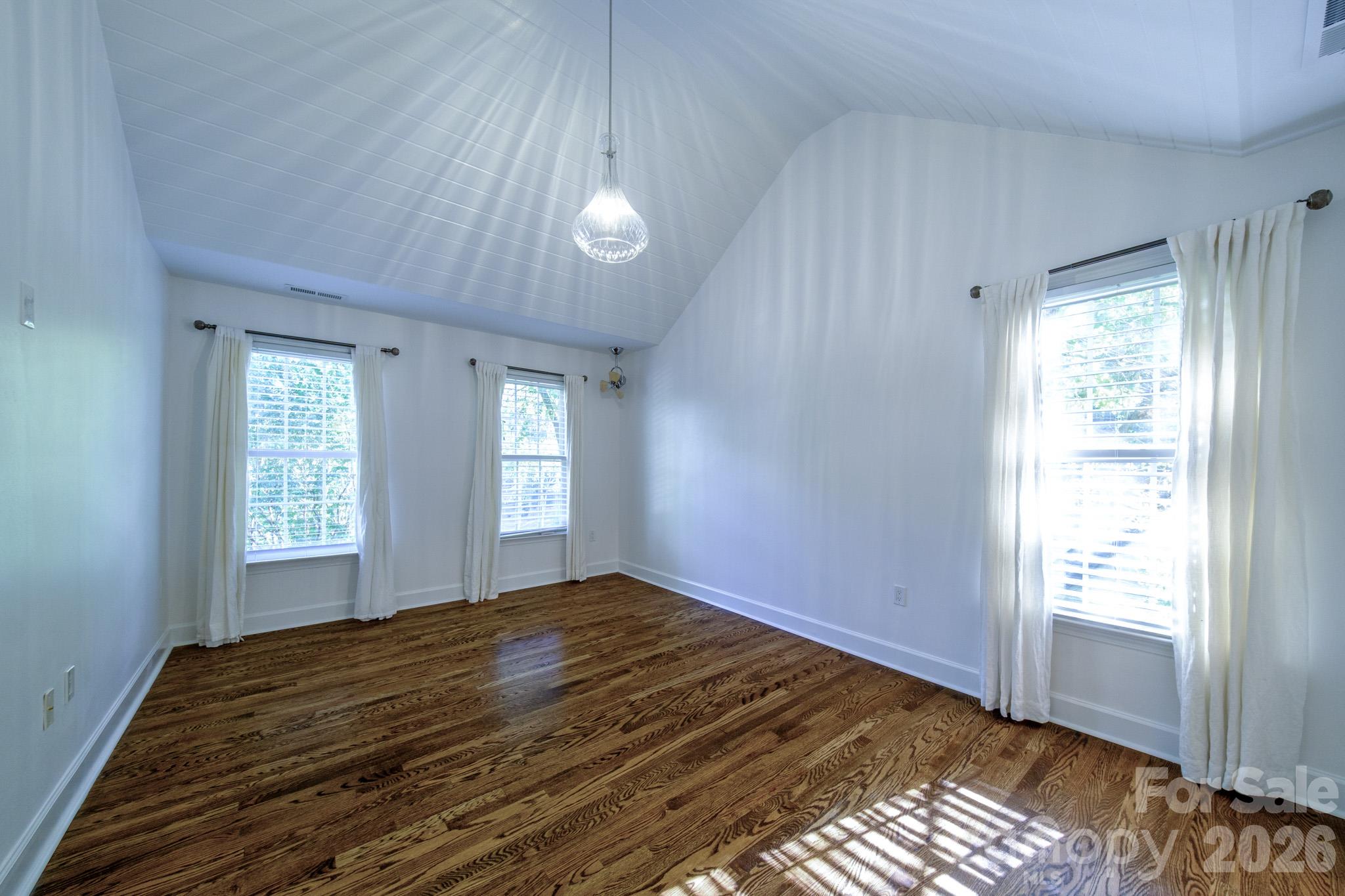 9330 Valley Road Property Photo 35