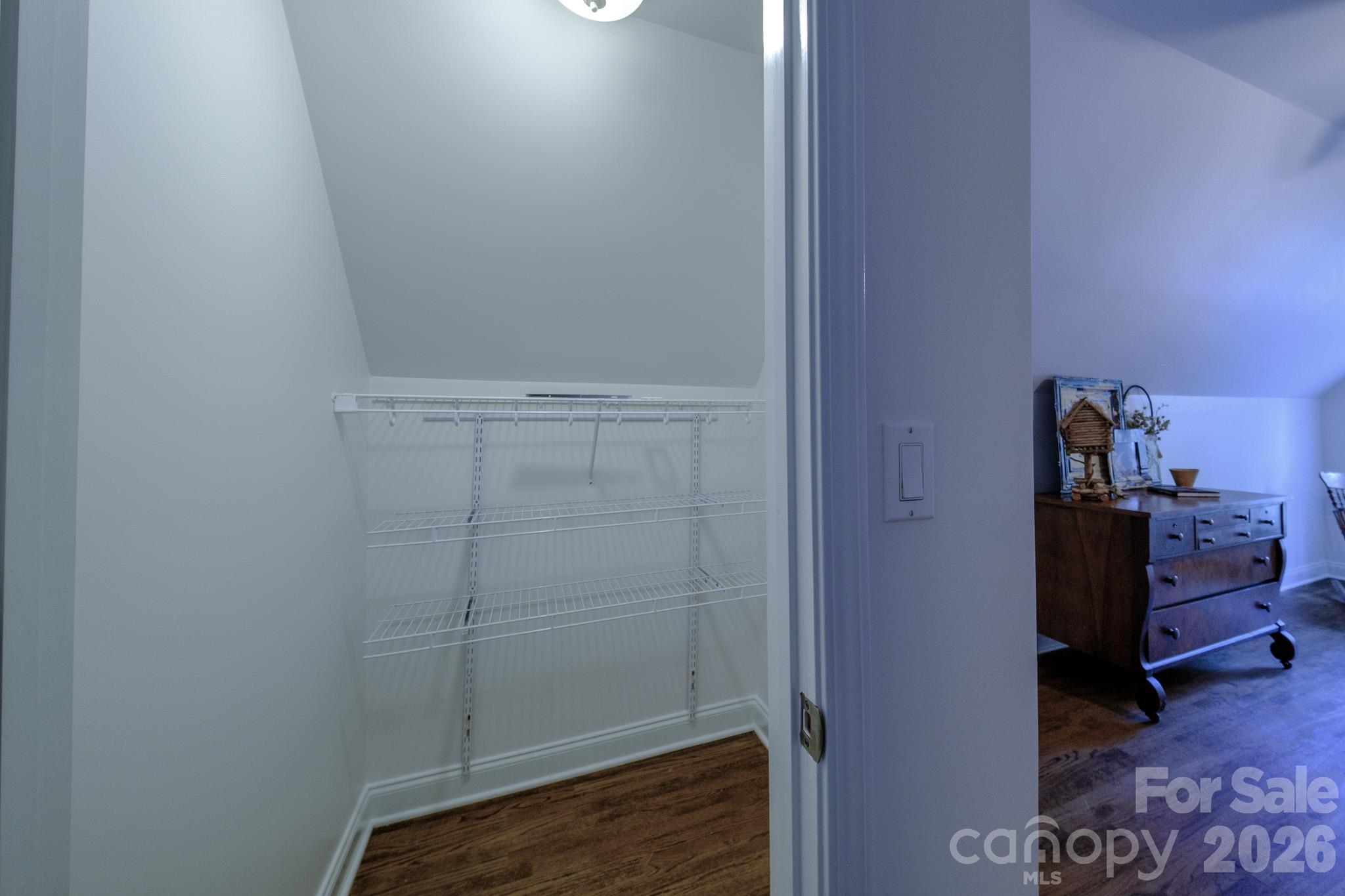 9330 Valley Road Property Photo 44