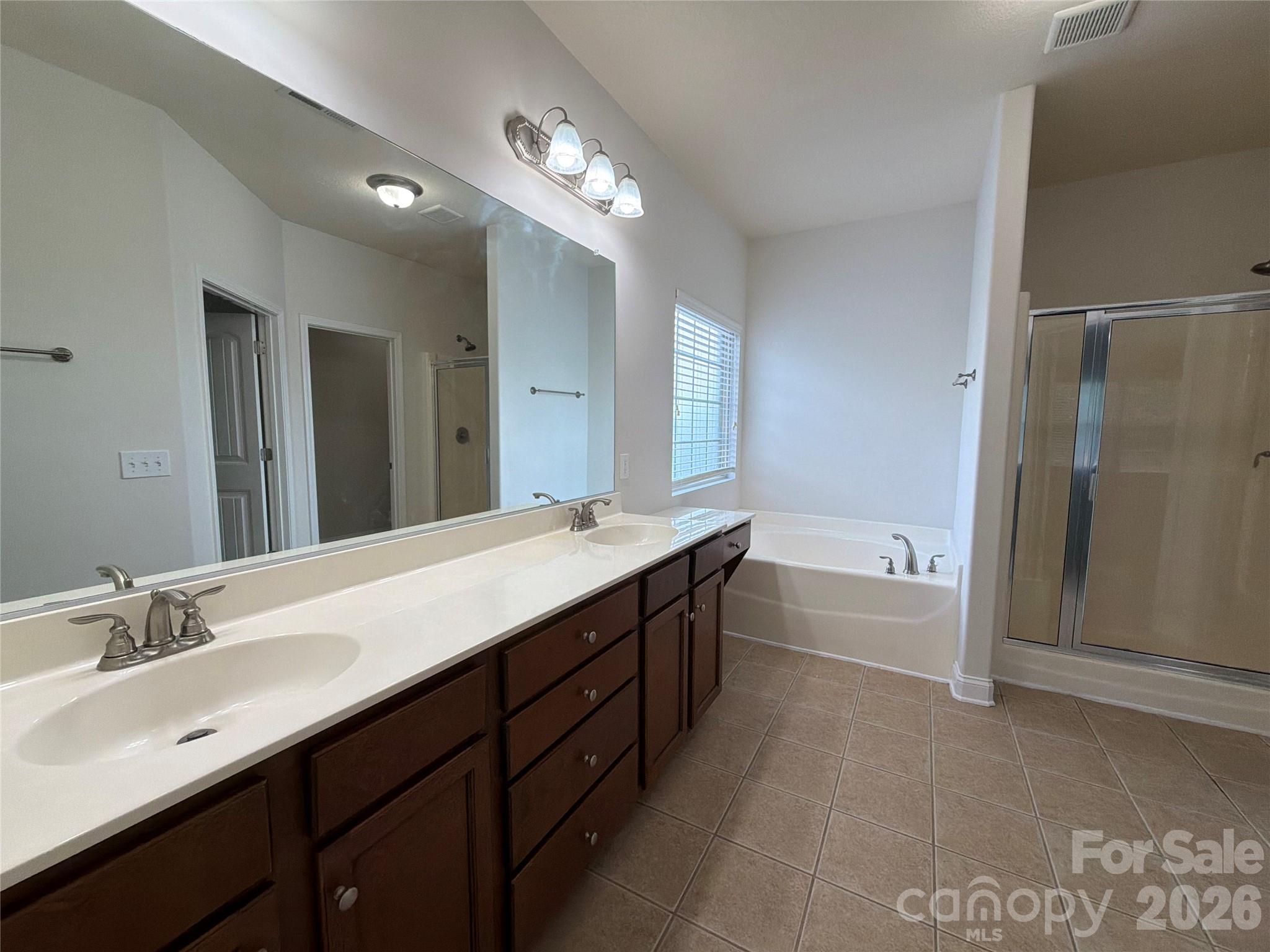 2633 Park Ridge Boulevard Property Photo 18