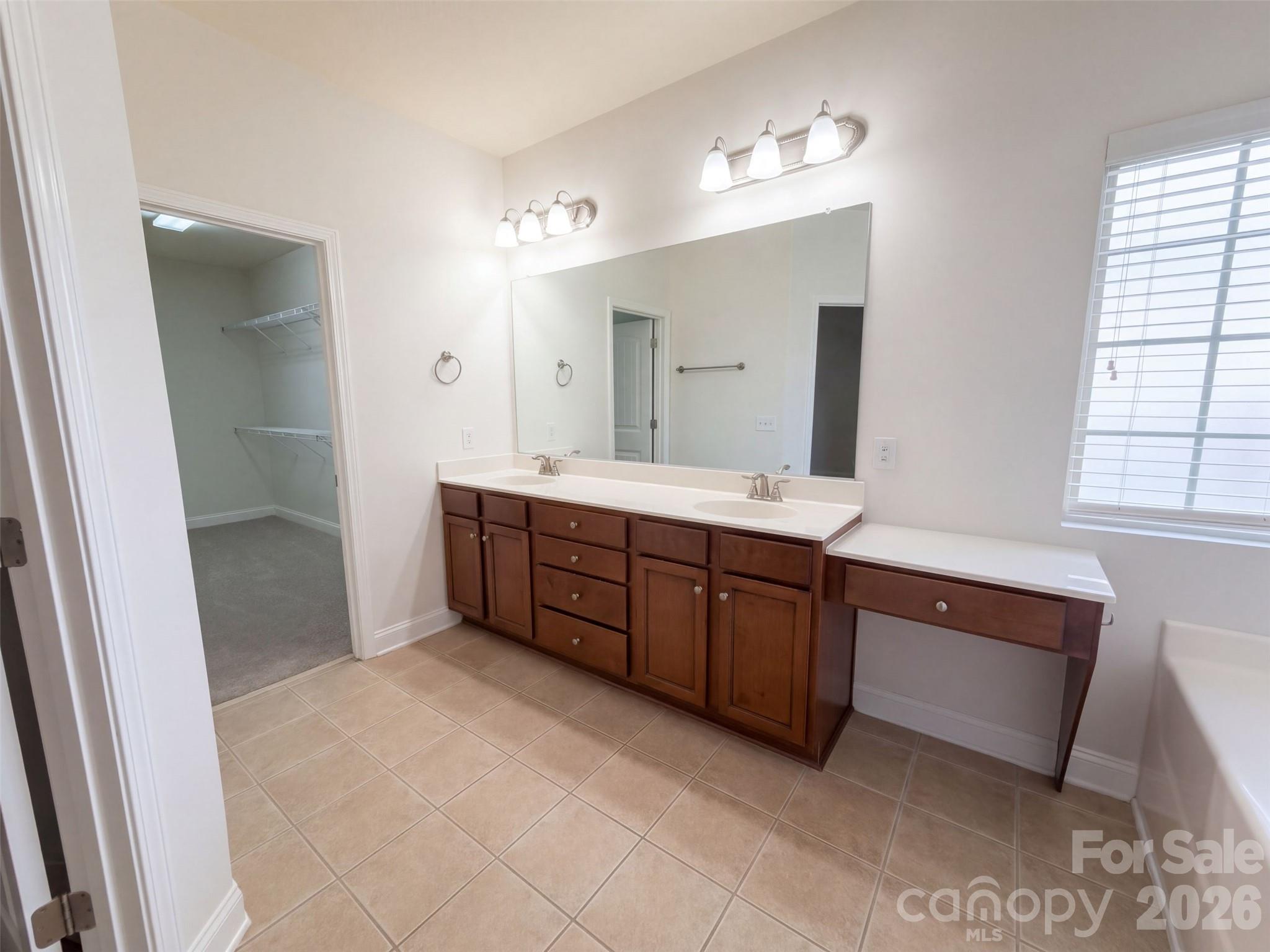 2633 Park Ridge Boulevard Property Photo 19