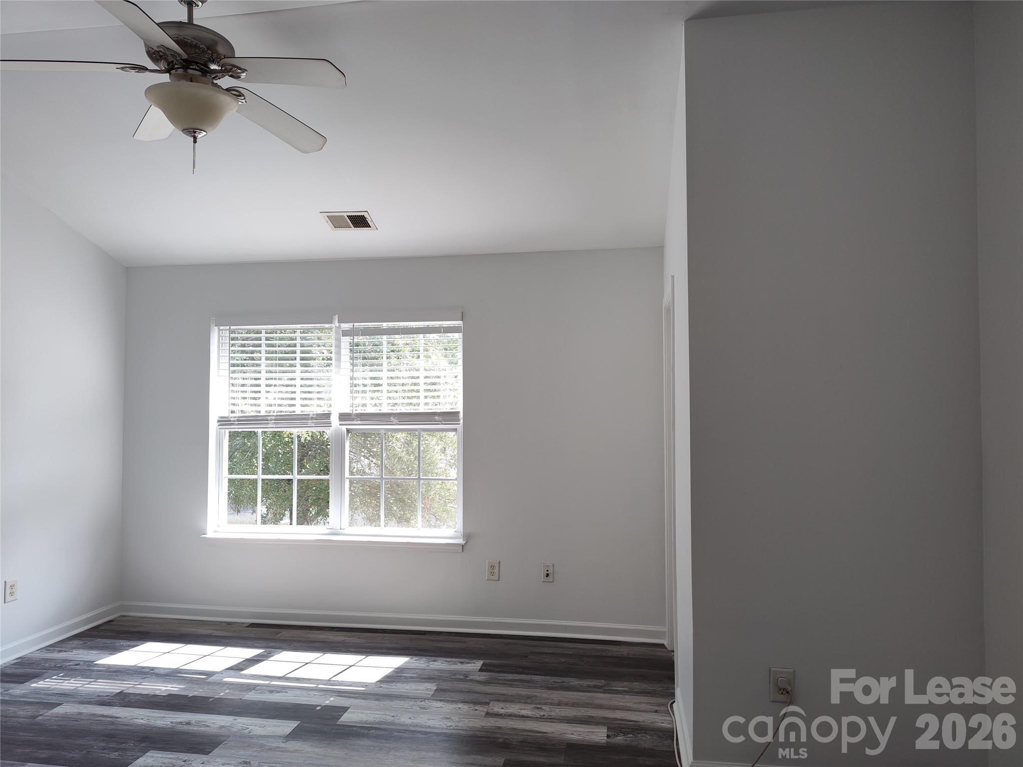 8745 Wandering Creek Way Property Photo 14