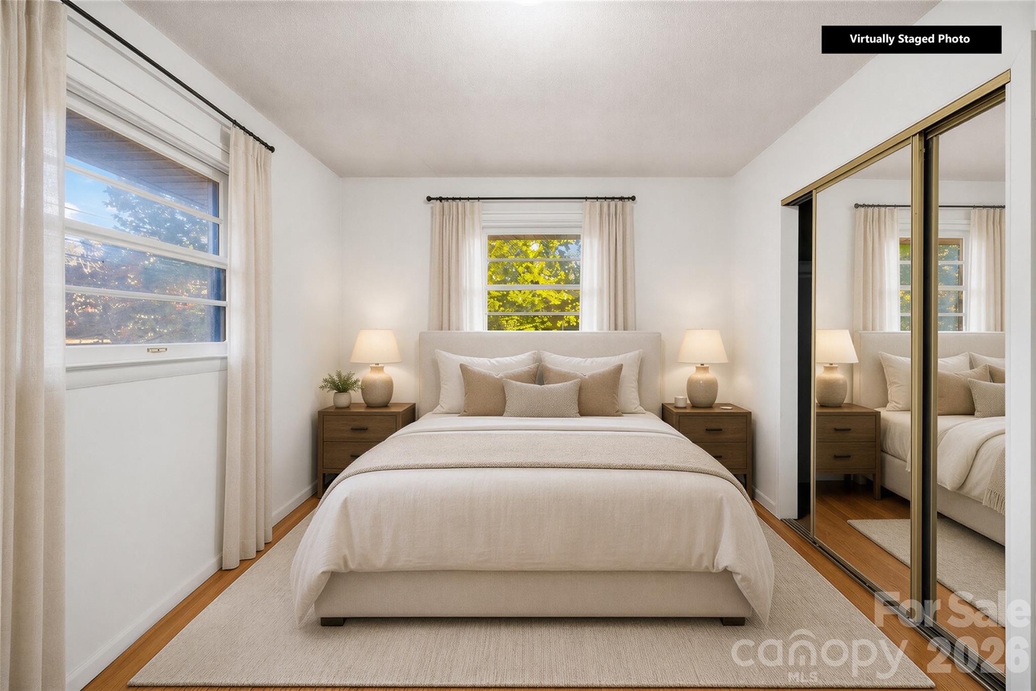 2124 Woodlawn Street 31 Property Photo 11