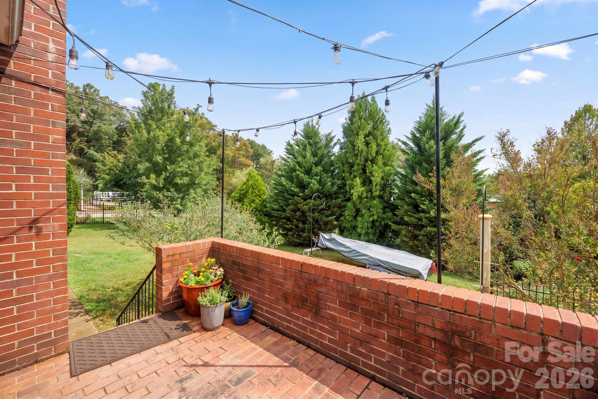 107 Powe Street Property Photo 7