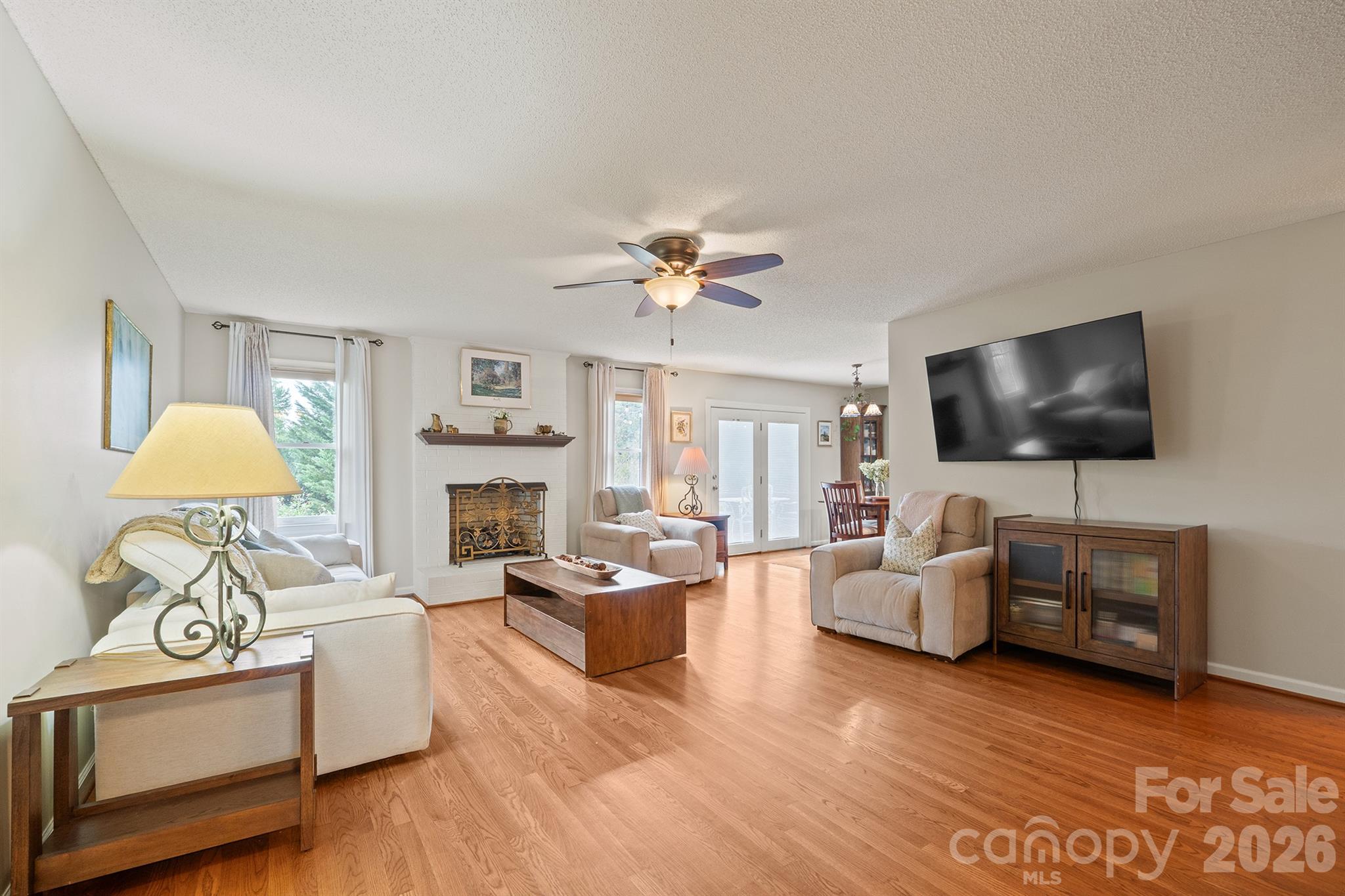 107 Powe Street Property Photo 15