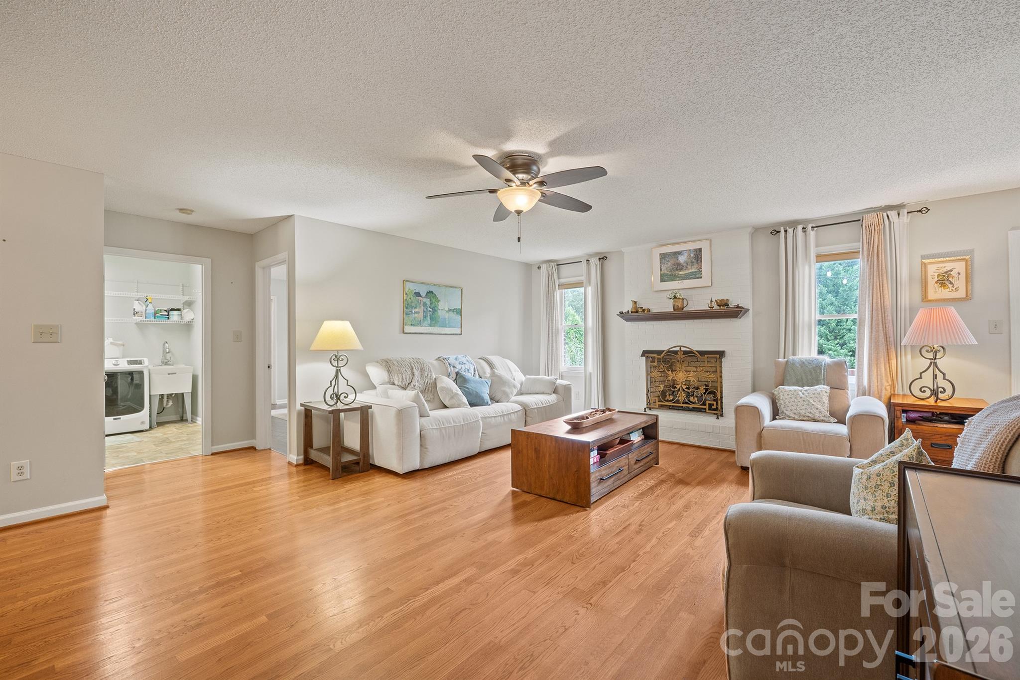 107 Powe Street Property Photo 16