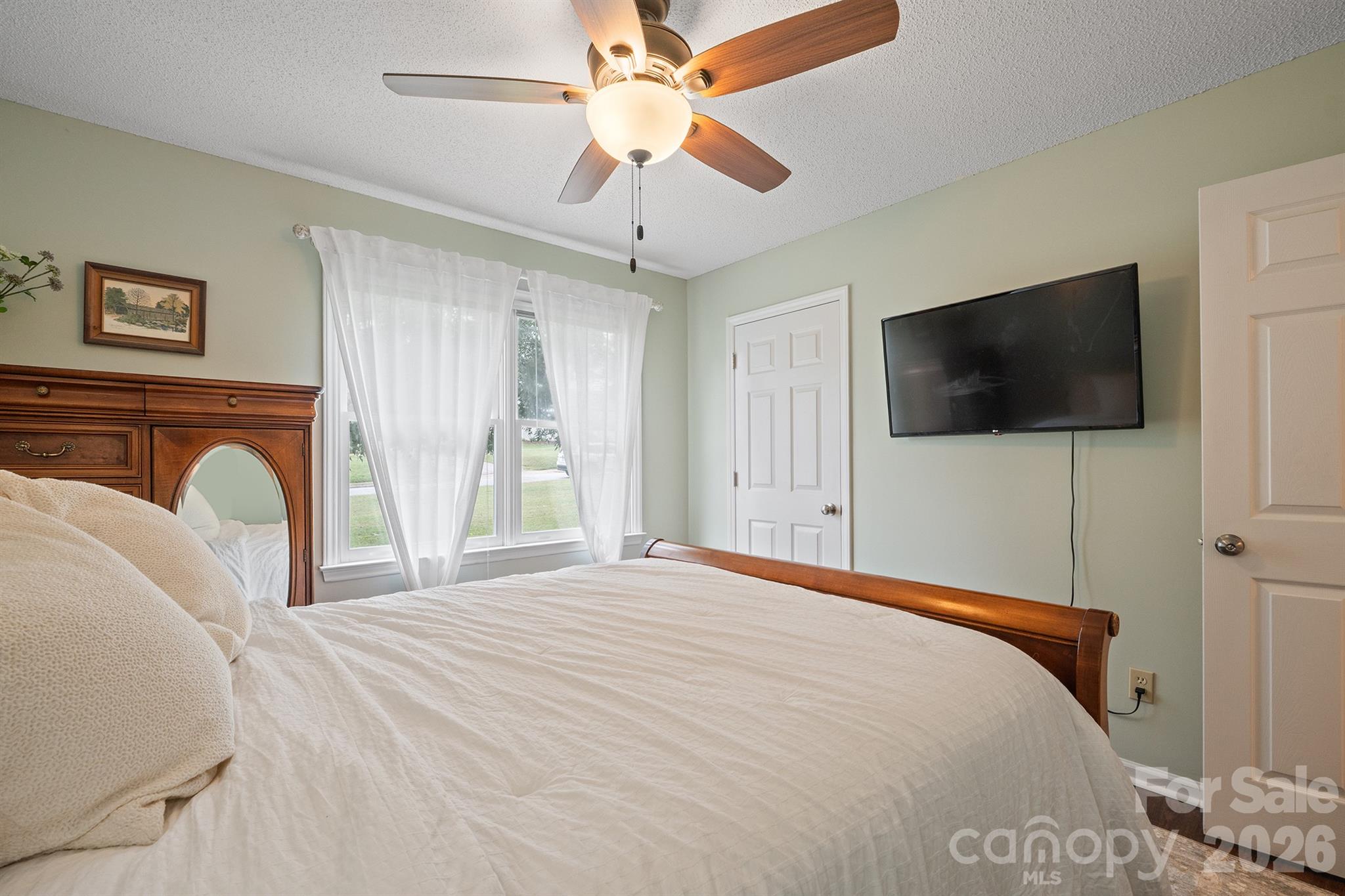 107 Powe Street Property Photo 29