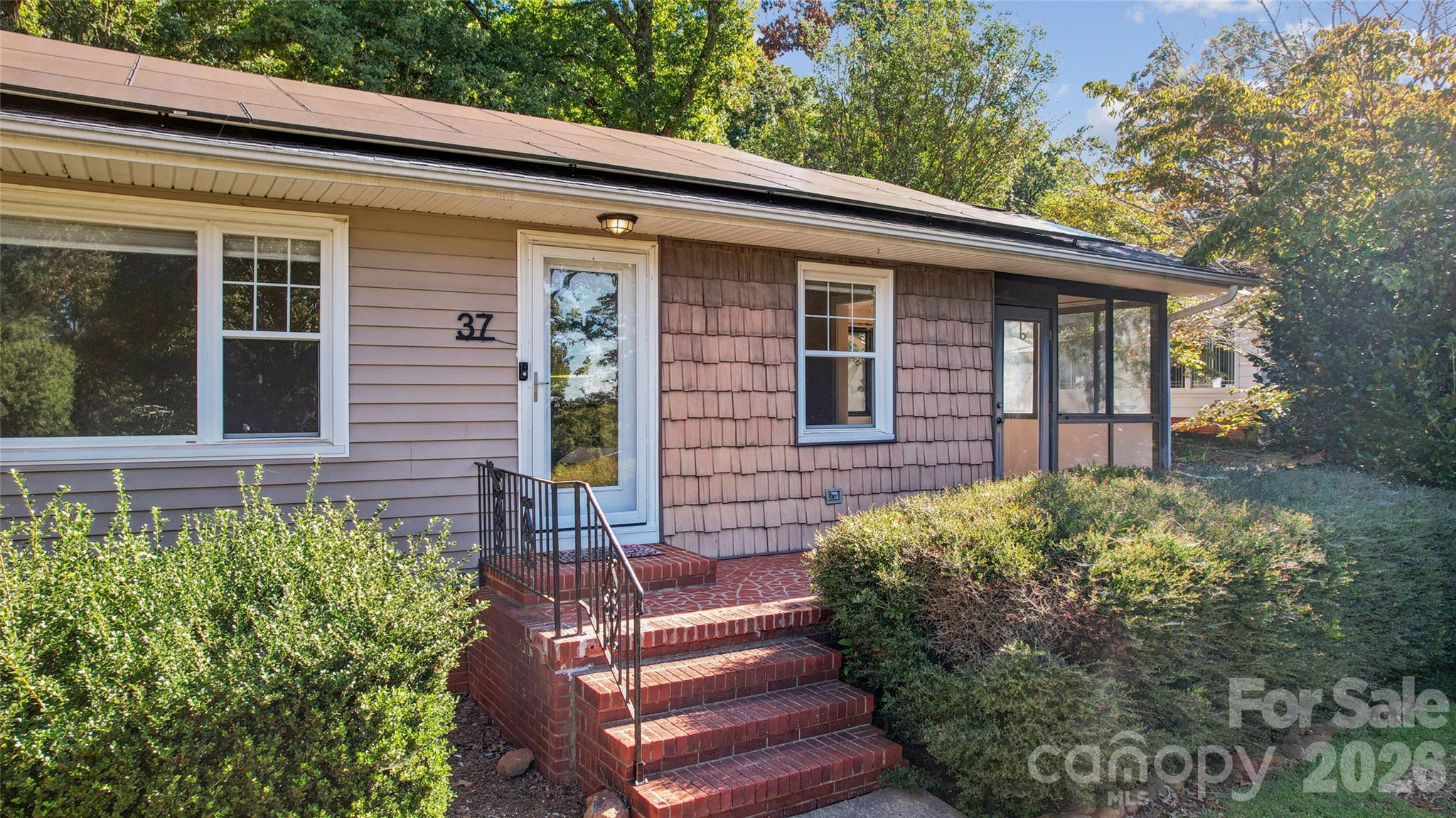 37 Elm Street Property Photo 3